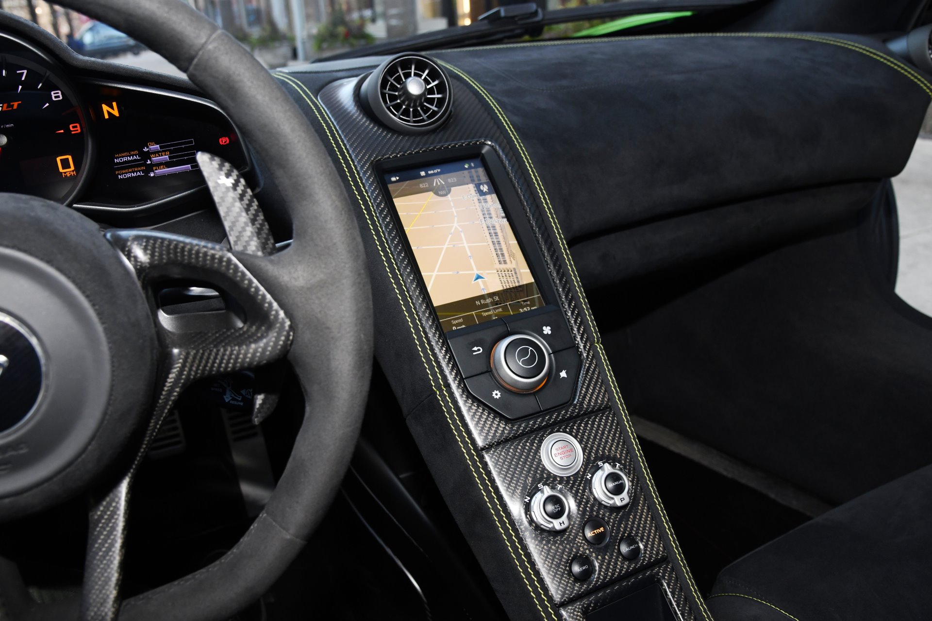 2016 McLaren 675LT, 13/20