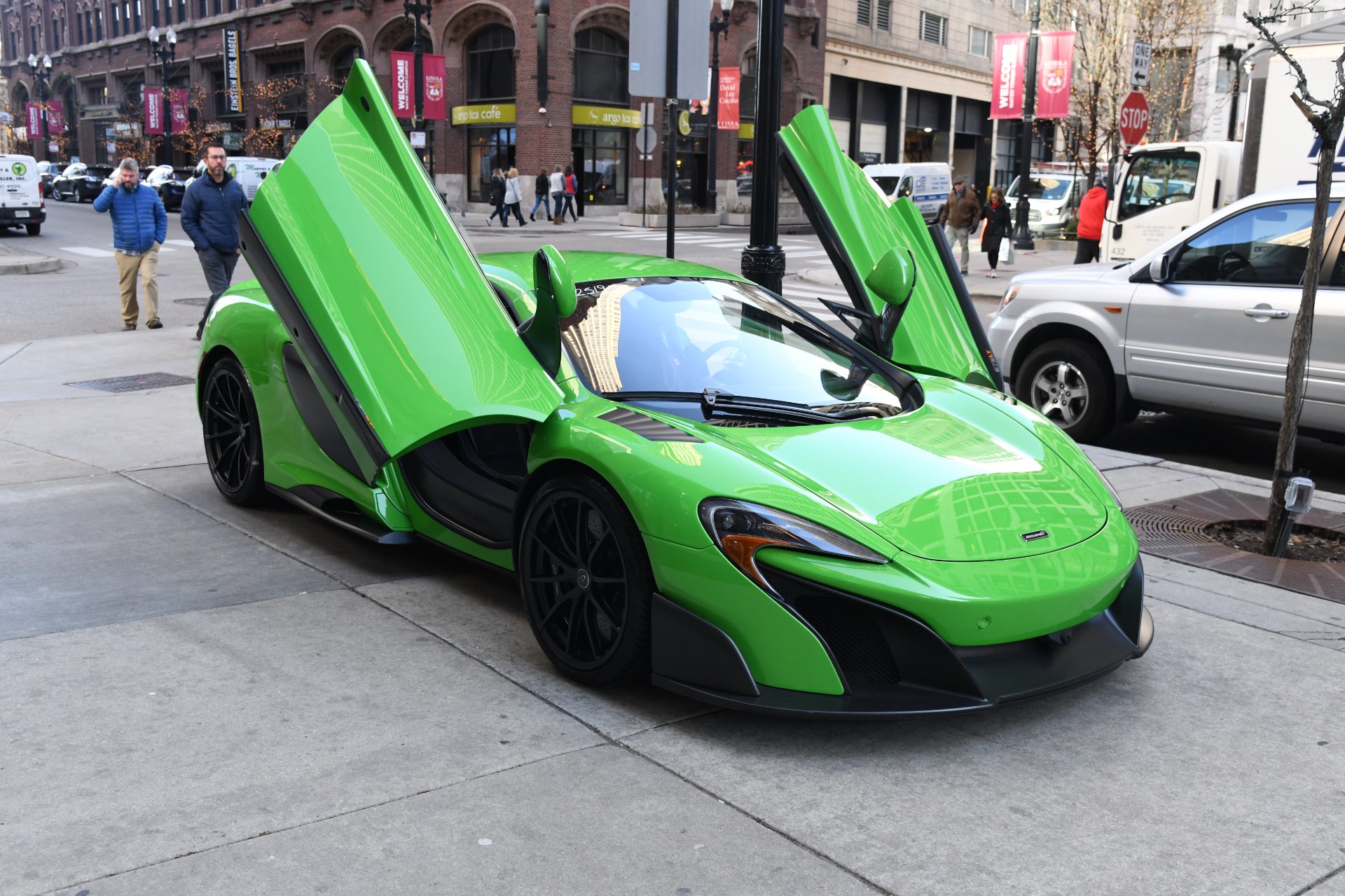 2016 McLaren 675LT, 20/20