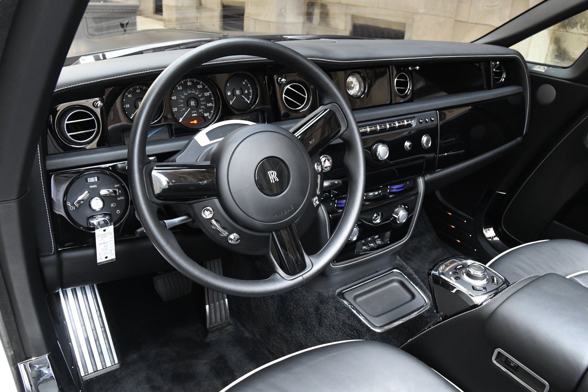 2016 Rolls-Royce Phantom Drophead Coupe, 12/20