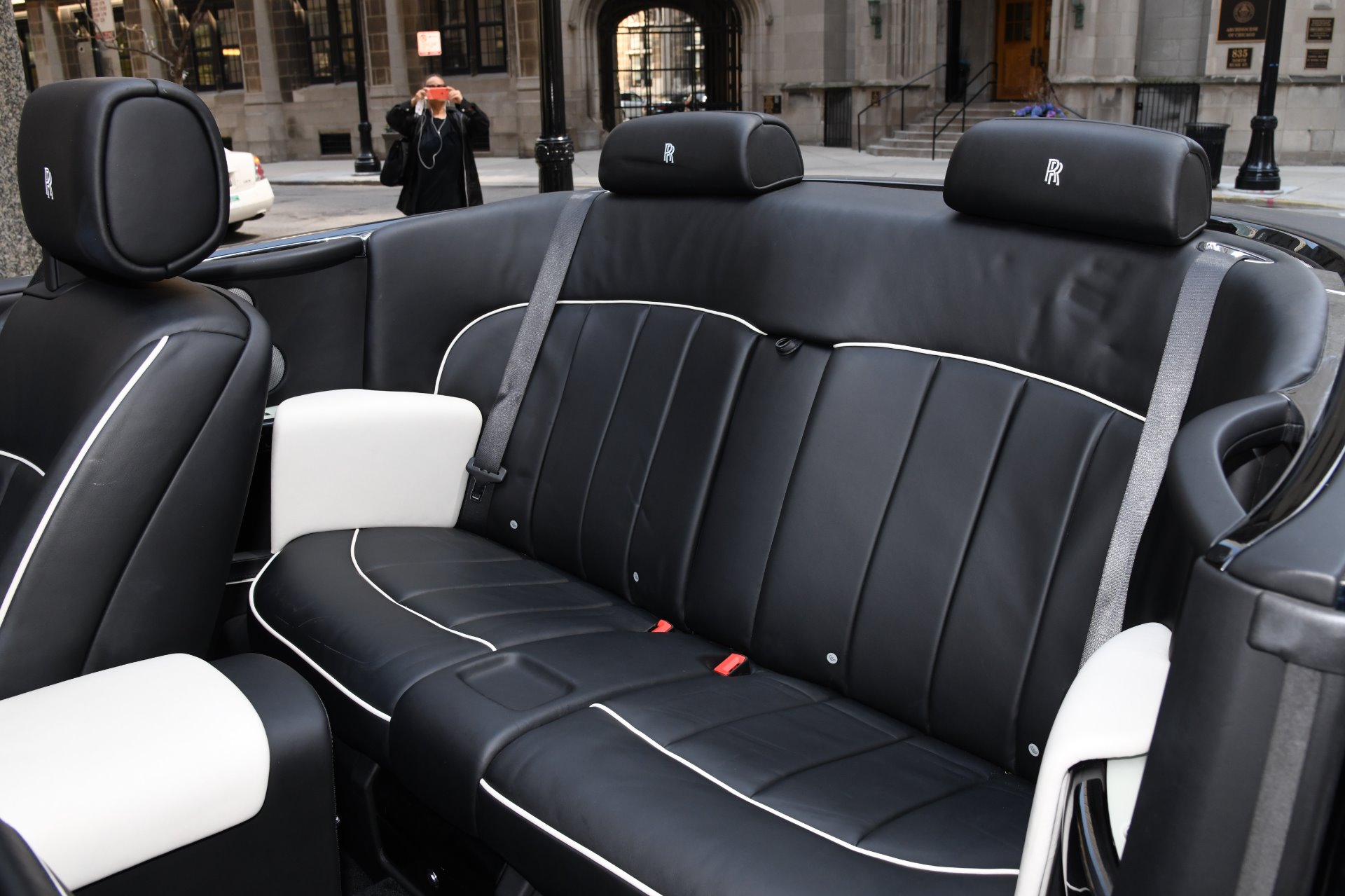 2016 Rolls-Royce Phantom Drophead Coupe, 10/20