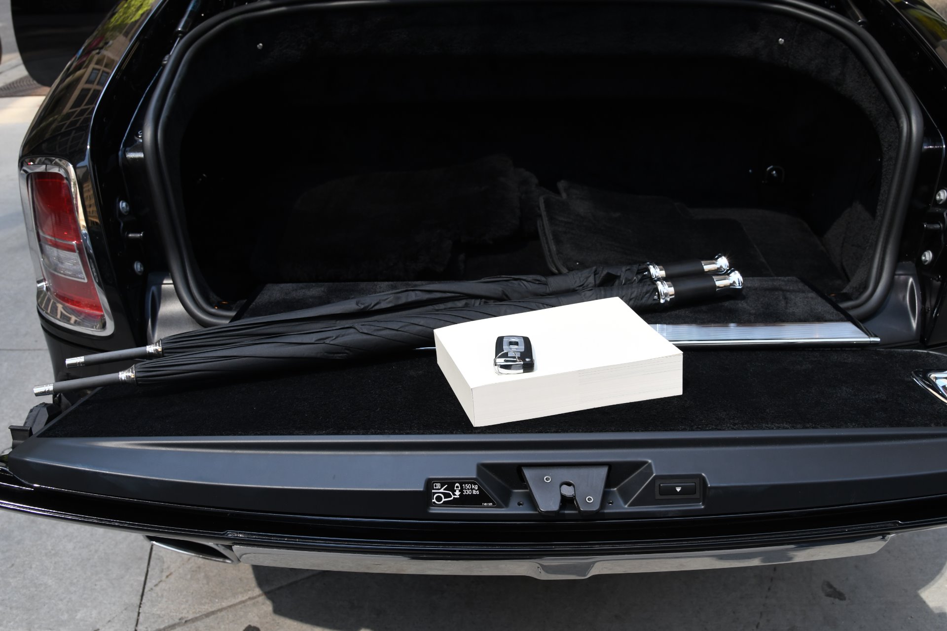 2016 Rolls-Royce Phantom Drophead Coupe, 14/20
