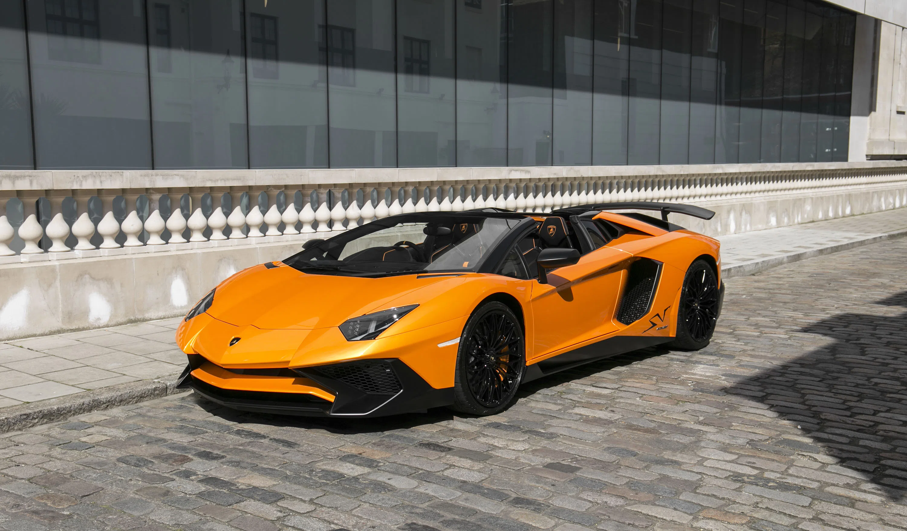 2016 Lamborghini Aventador SV Roadster LP750-4
