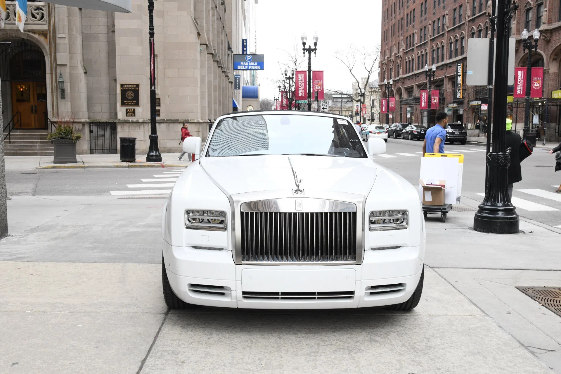 2015 Rolls-Royce Phantom Drophead Coupe for sale, exterior, Arctic White