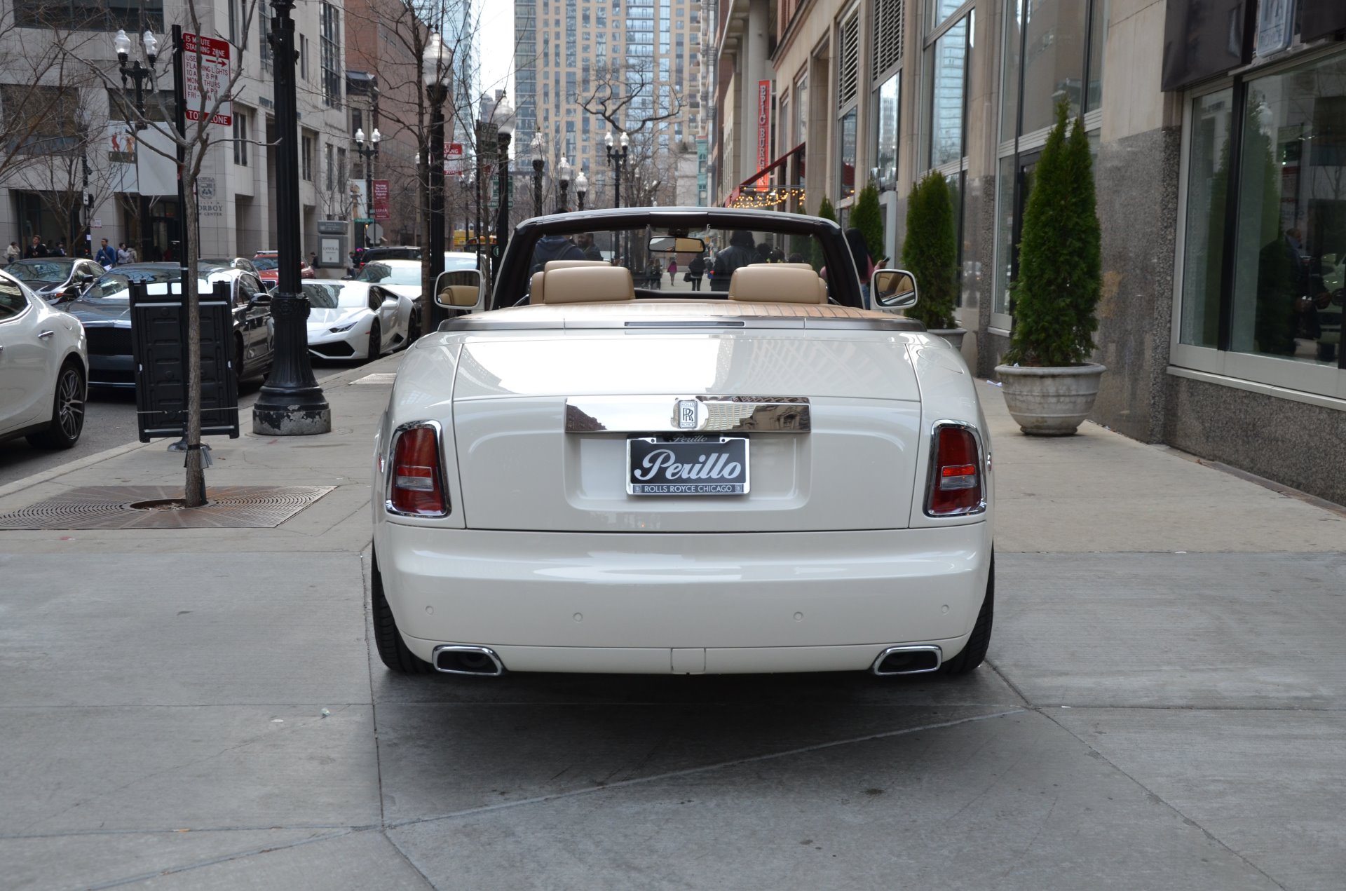 2015 Rolls-Royce Phantom Drophead Coupe, 5/20