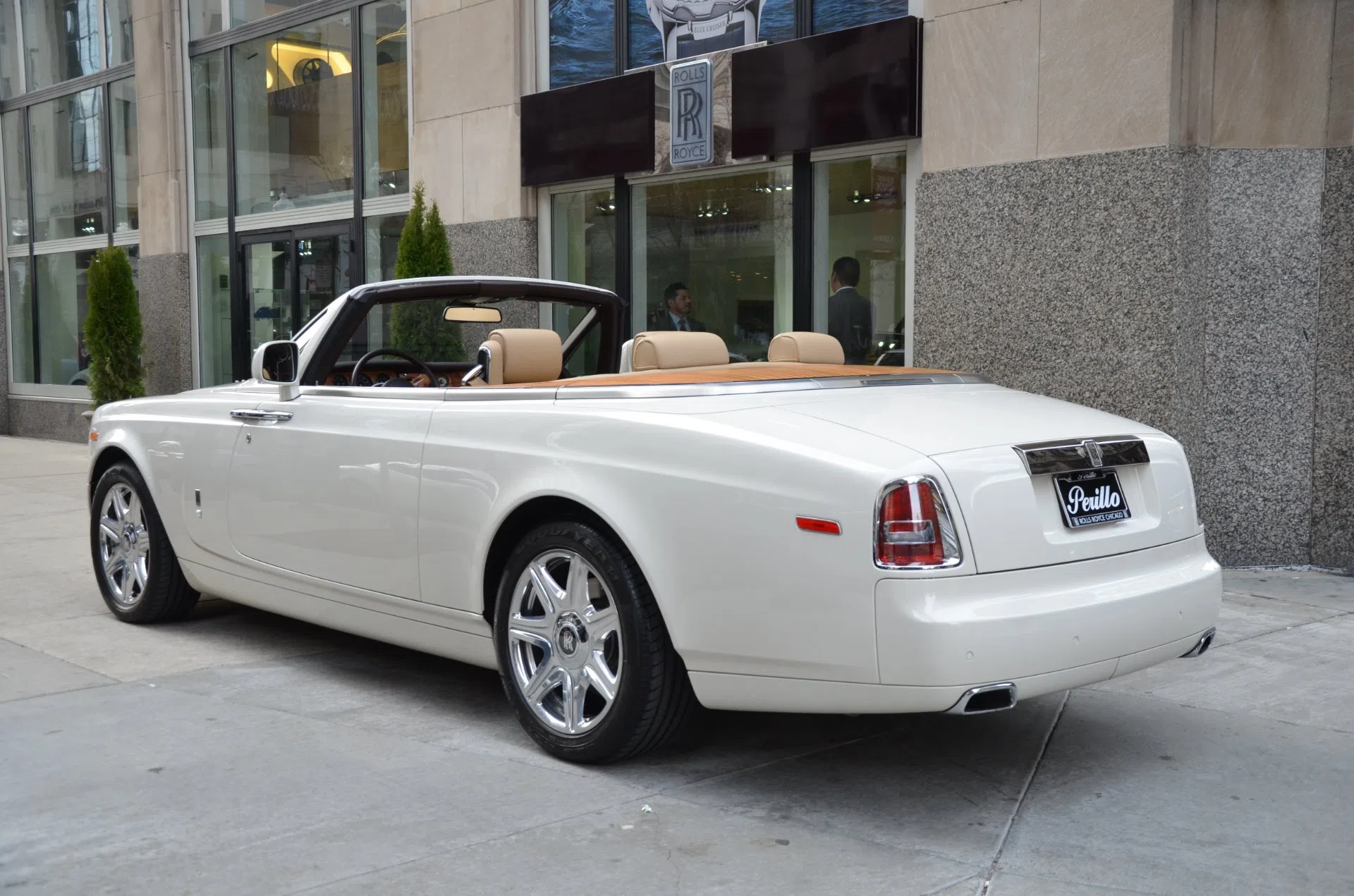 2015 Rolls-Royce Phantom Drophead Coupe for sale, exterior, Cornish White