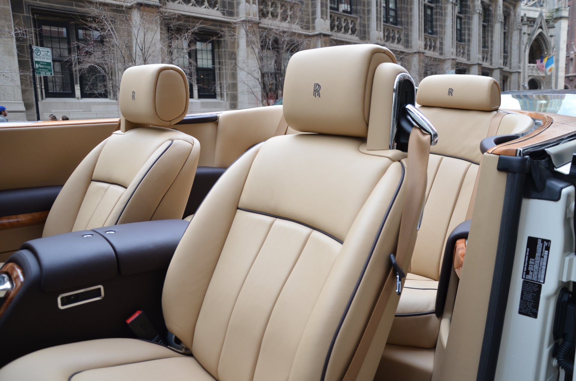 2015 Rolls-Royce Phantom Drophead Coupe, 9/20
