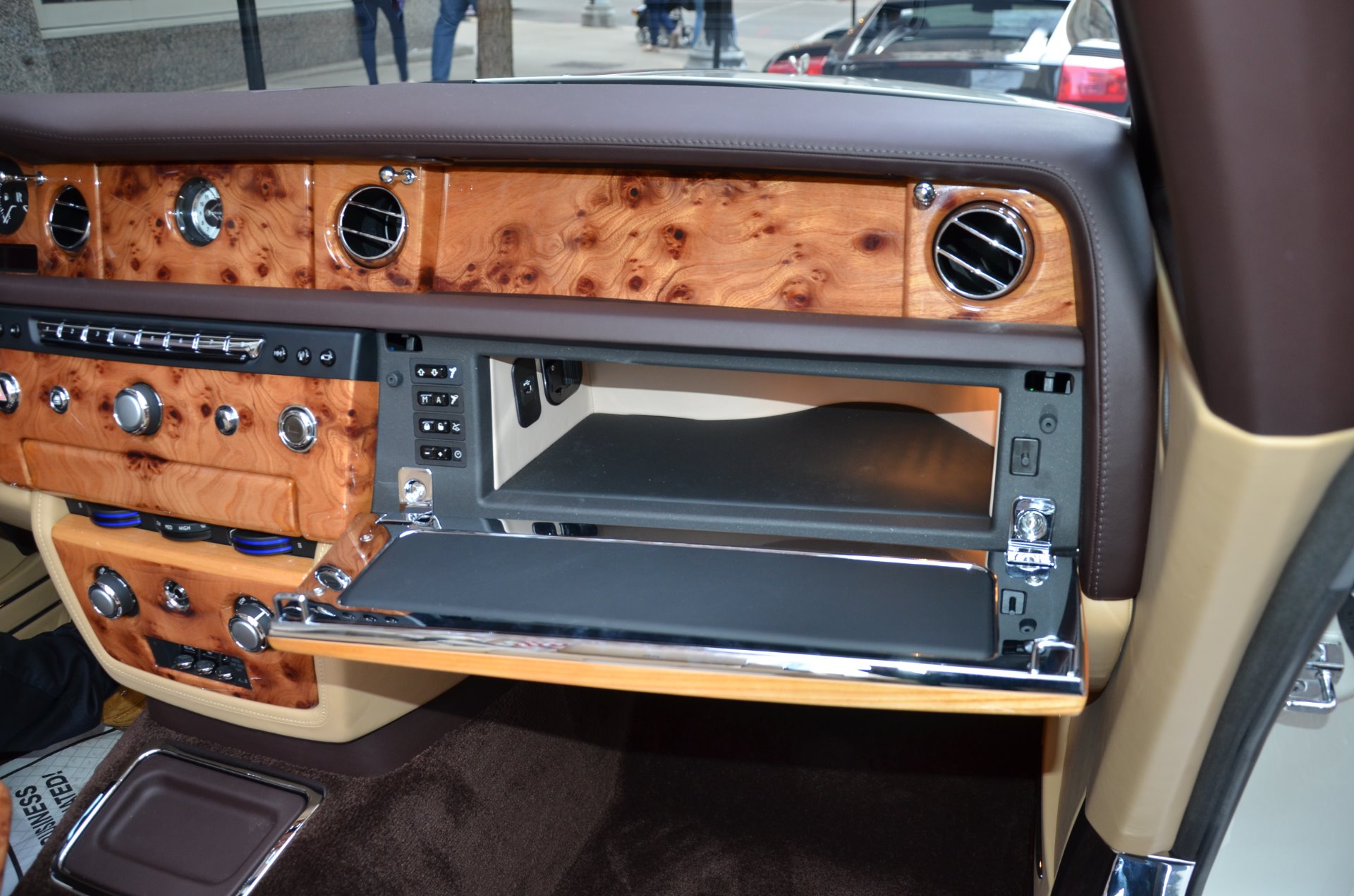 2015 Rolls-Royce Phantom Drophead Coupe, 14/20