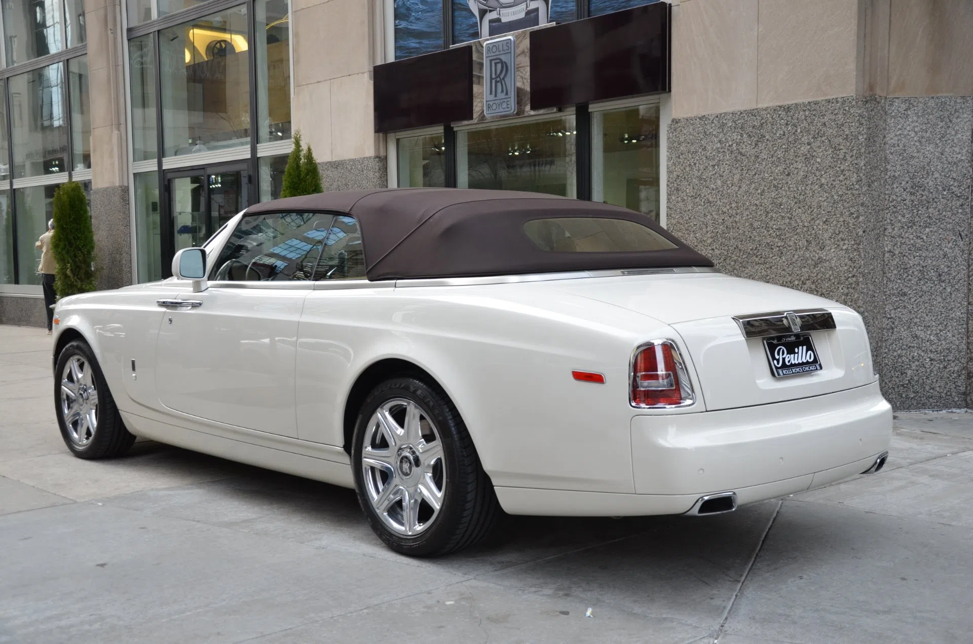 2015 Rolls-Royce Phantom Drophead Coupe for sale, exterior, Cornish White
