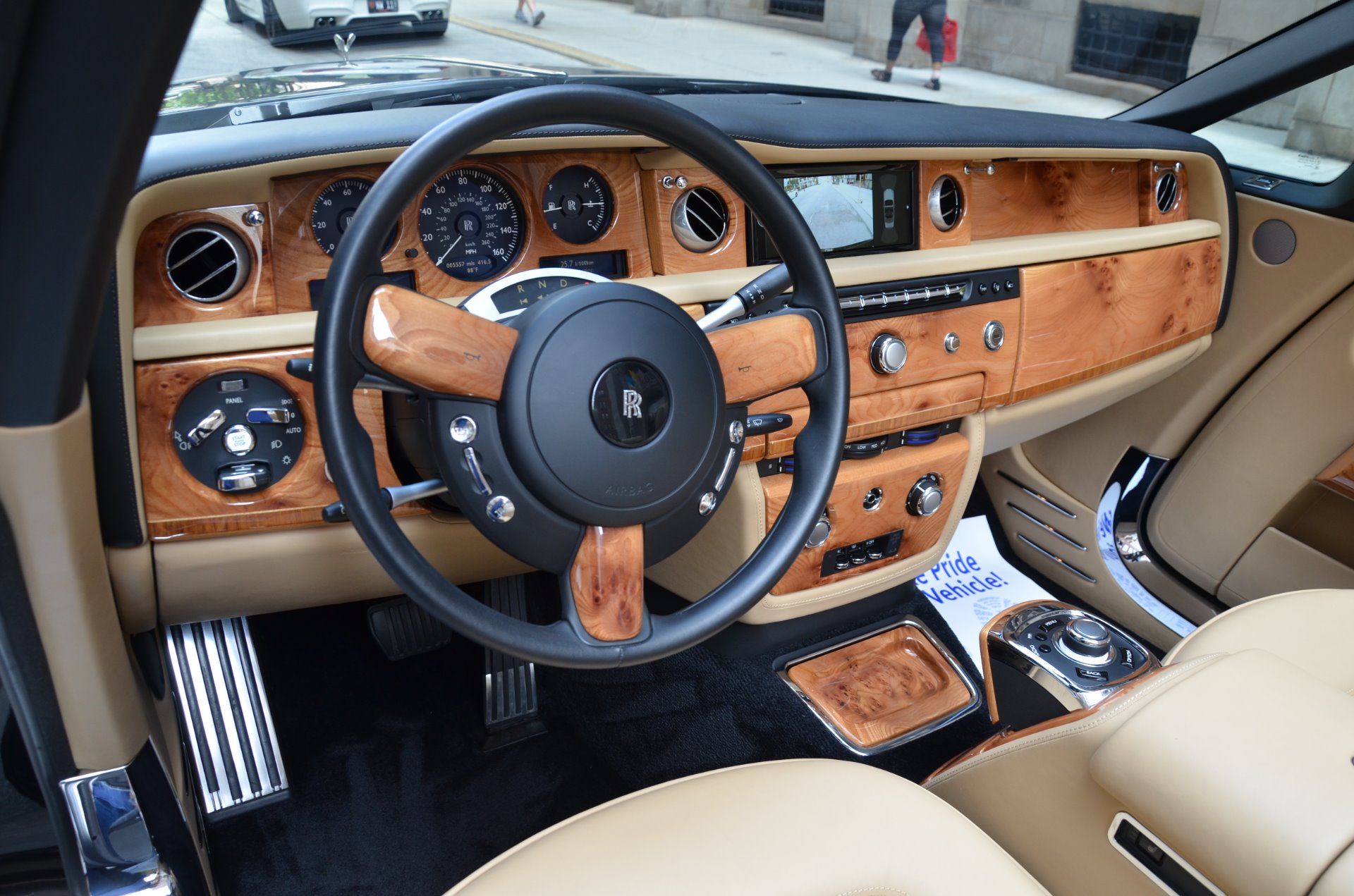 2014 Rolls-Royce PHANTOM DROPHEAD COUPE, 10/20