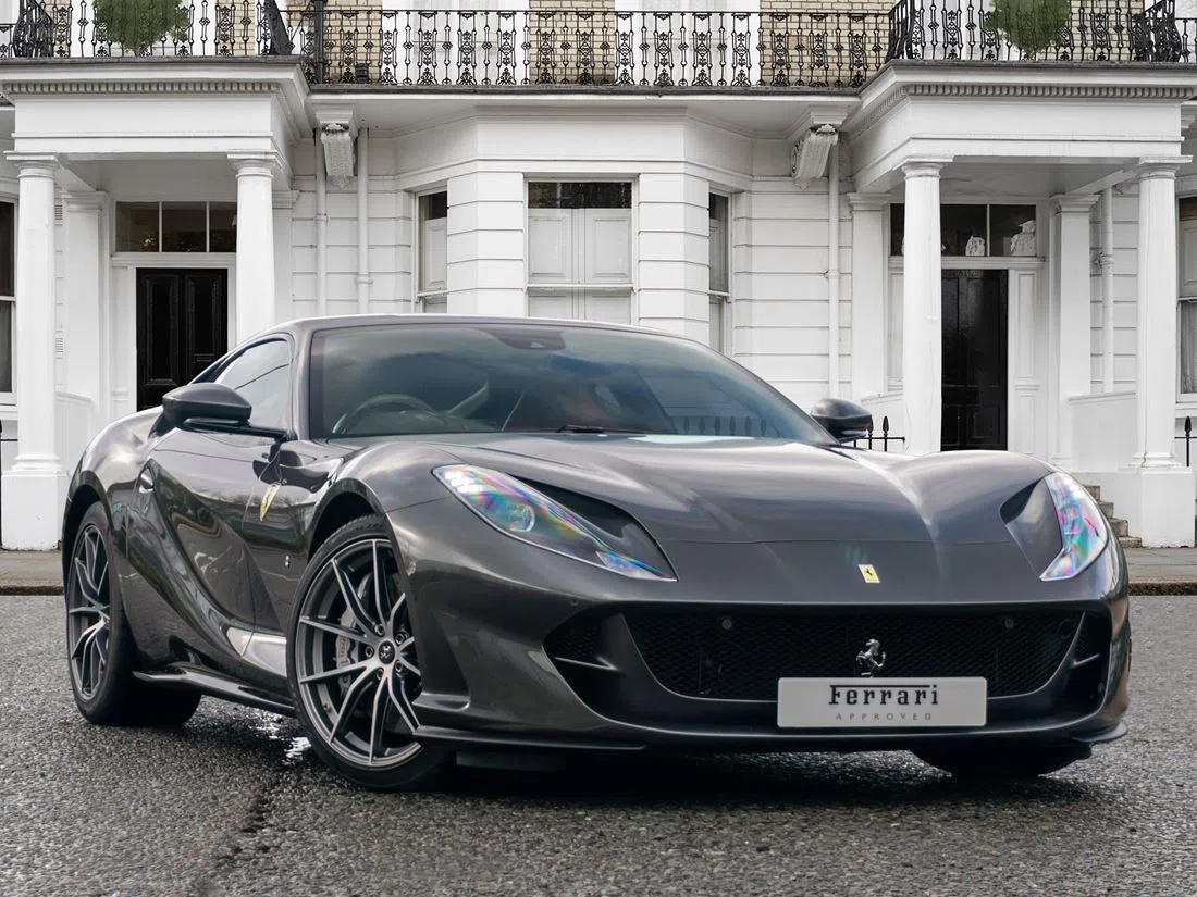 2019 Ferrari 812 Superfast
