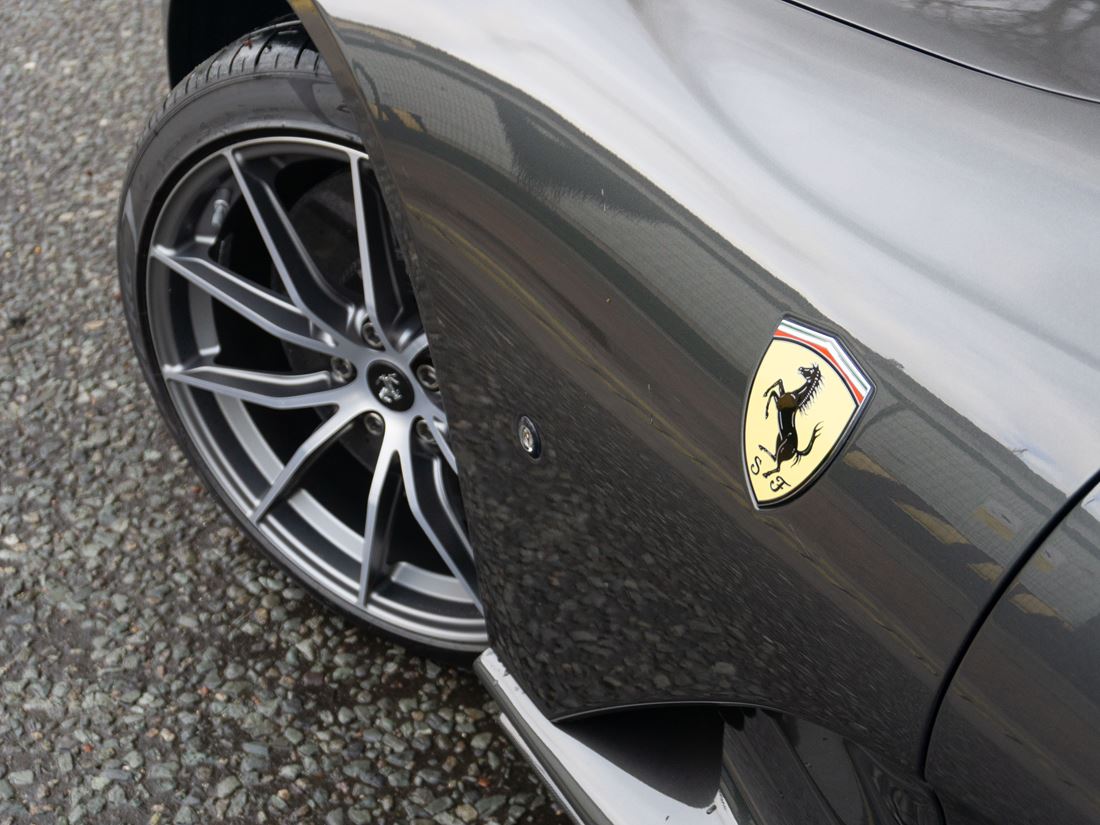 2019 Ferrari 812 Superfast, 3/16