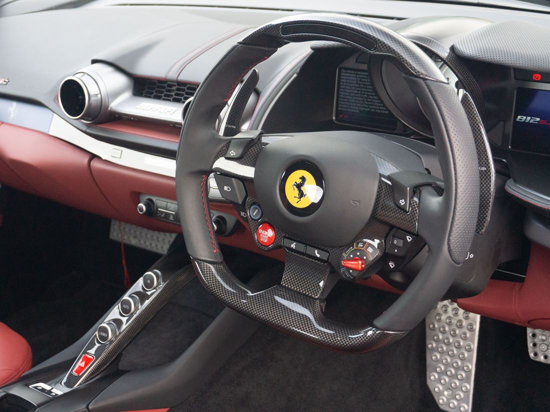 2019 Ferrari 812 Superfast, 8/16