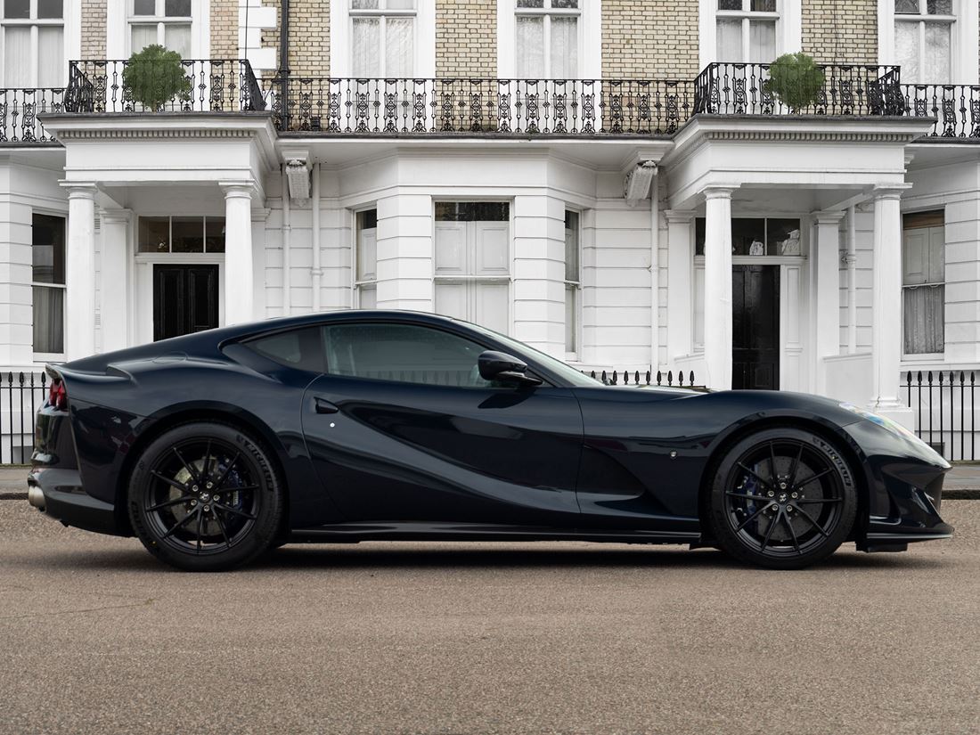 2020 Ferrari 812 Superfast, 5/15