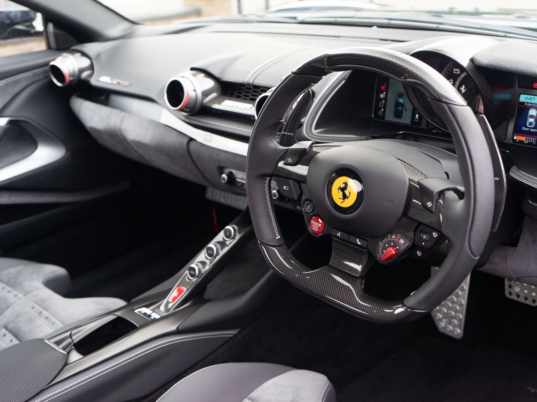 2020 Ferrari 812 Superfast, 11/15