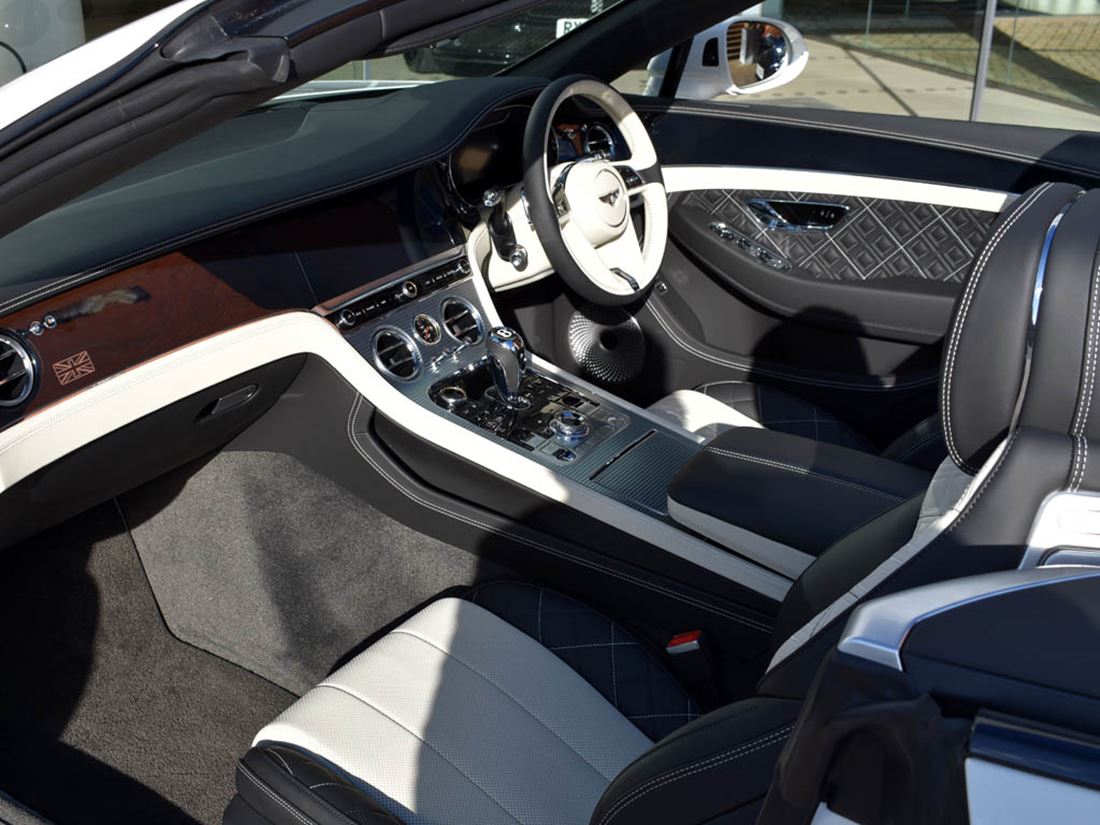 2020 BENTLEY CONTINENTAL GTC W12 1ST EDITION, 15/18