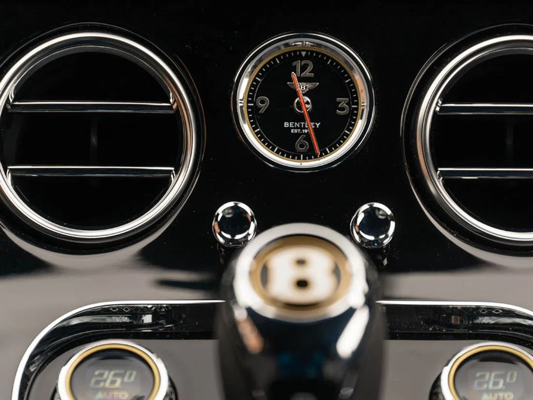 2019 Bentley Continental GT V8 interior, Beluga