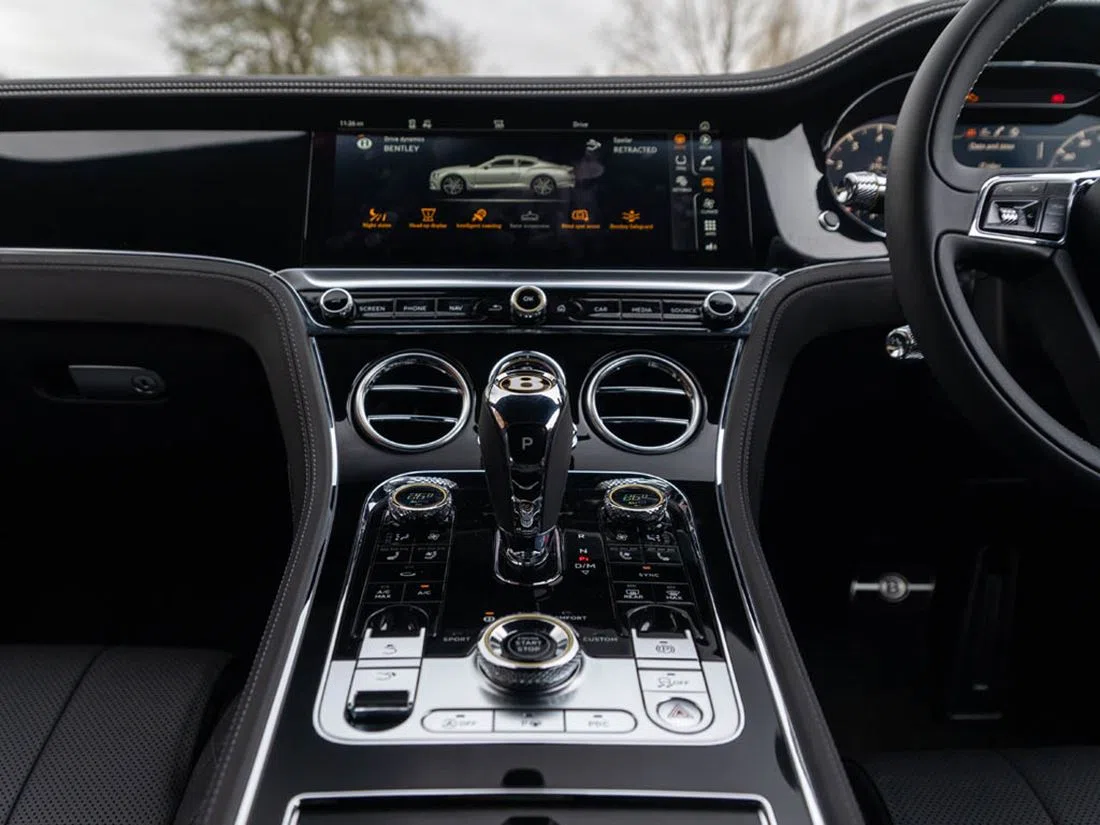 2019 Bentley Continental GT V8 interior, dashboard, Beluga