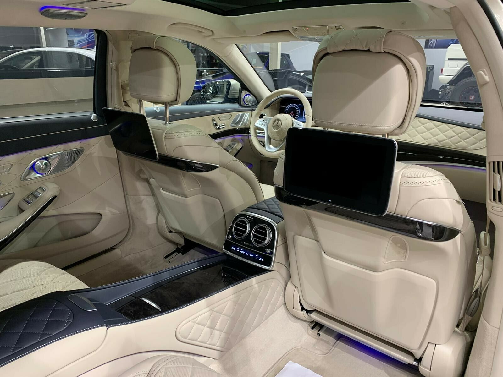 2020 Mercedes-Maybach S 650, 17/20