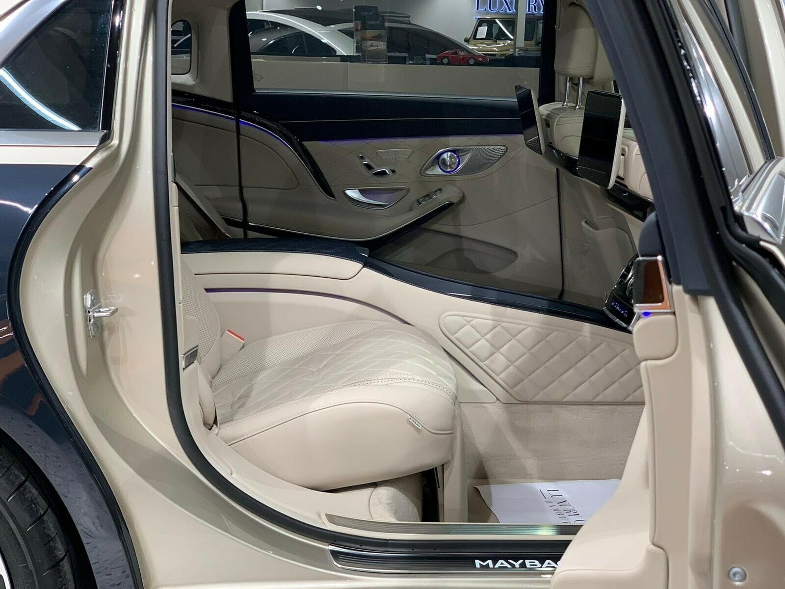 2020 Mercedes-Maybach S 650, 18/20