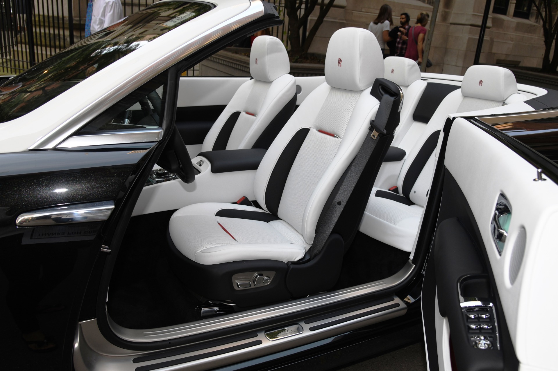 2019 Rolls-Royce Dawn, 8/20
