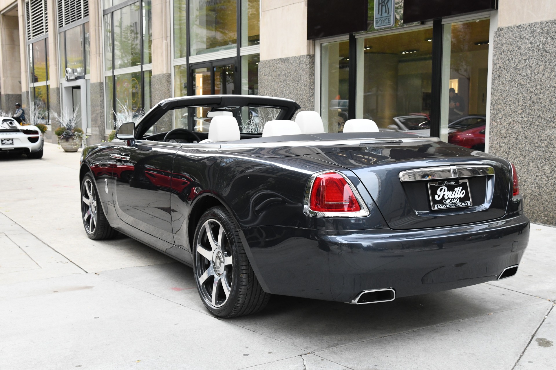 2019 Rolls-Royce Dawn, 5/18