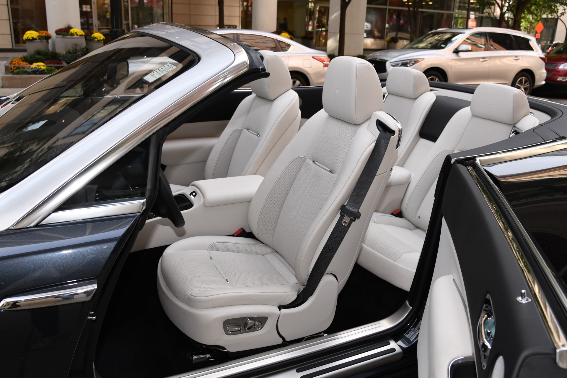 2019 Rolls-Royce Dawn, 7/18