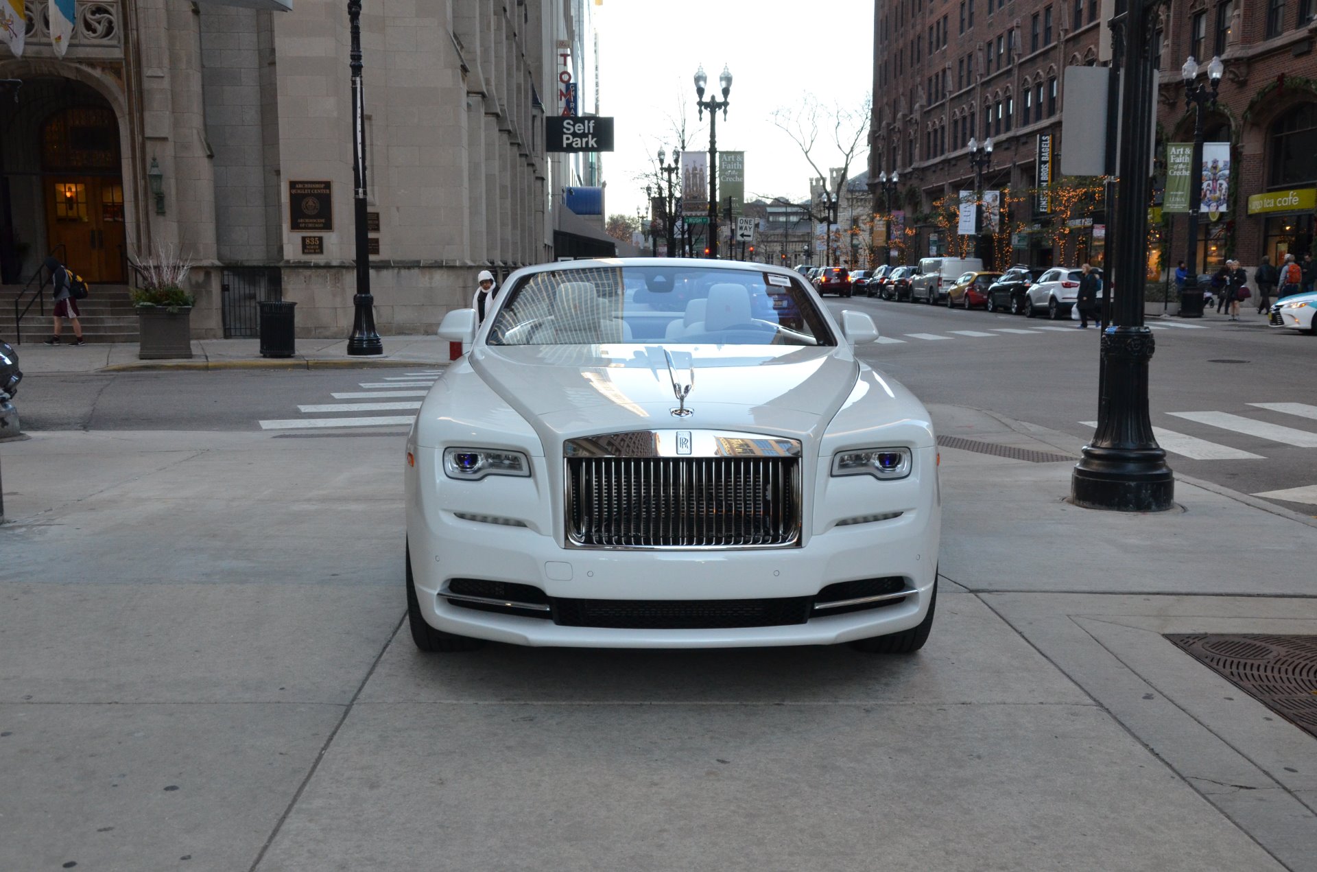 2018 Rolls-Royce Dawn, 2/20