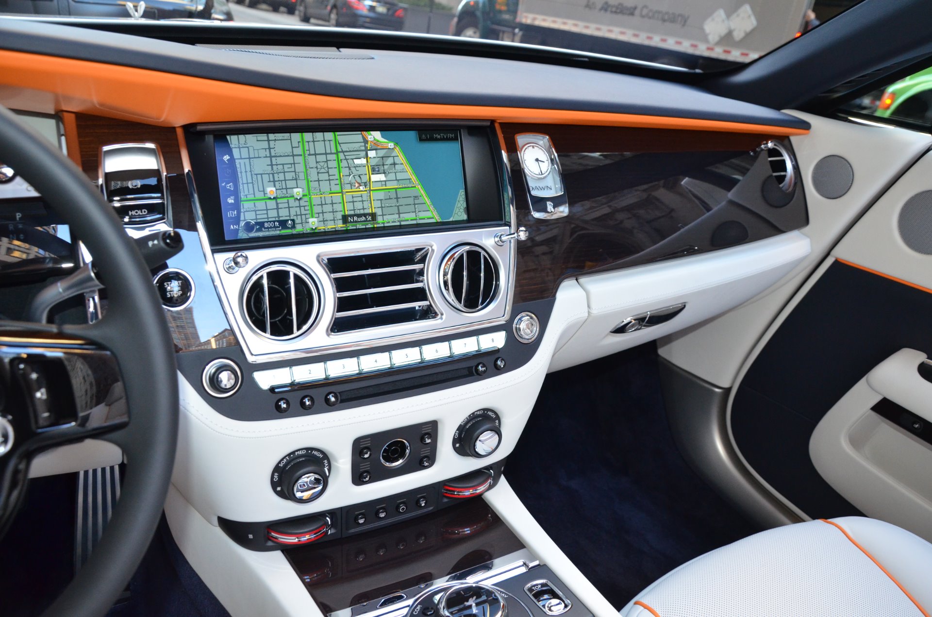 2018 Rolls-Royce Dawn, 14/20