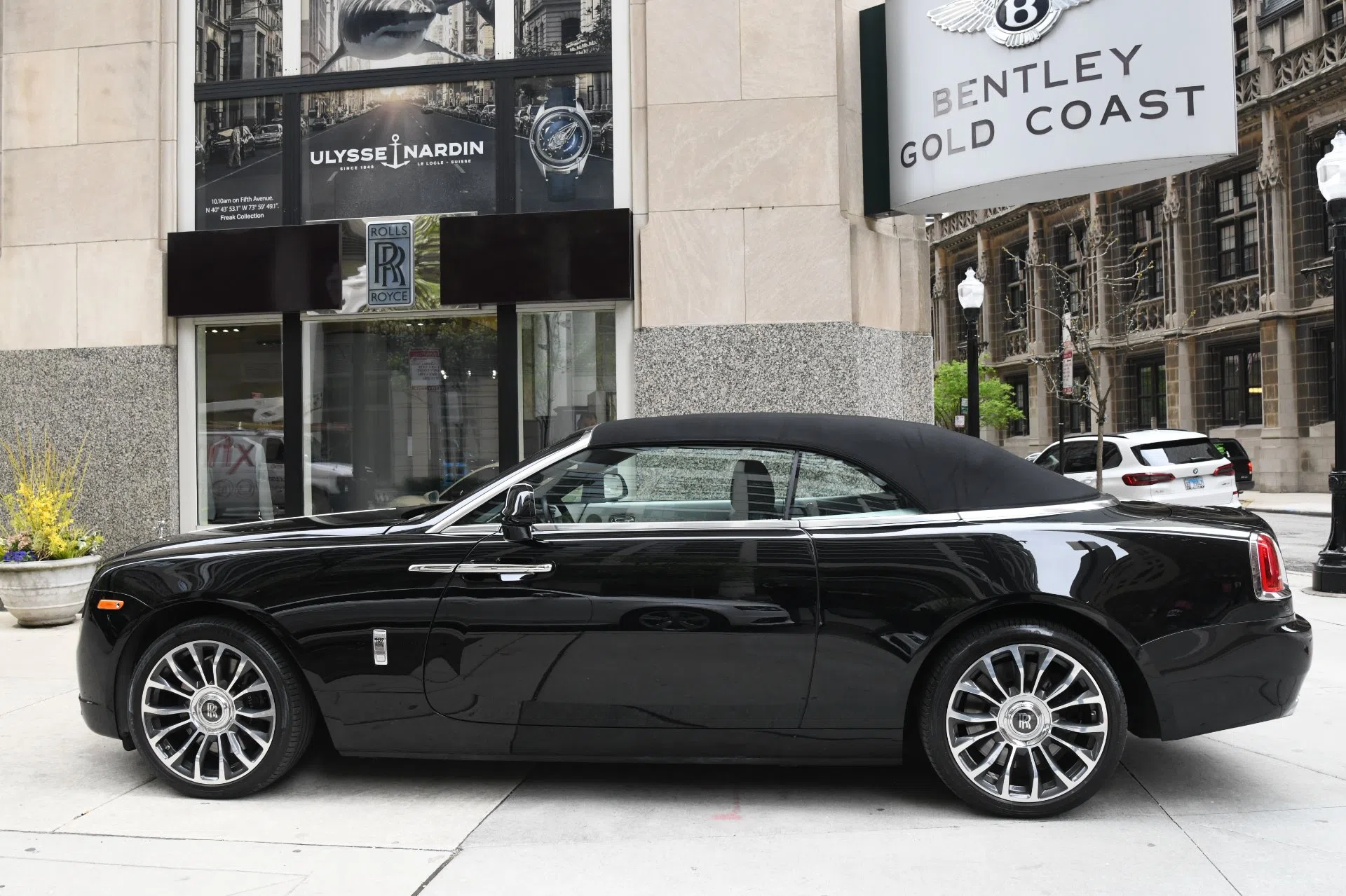 2018 Rolls-Royce Dawn for sale, exterior, Black Diamond
