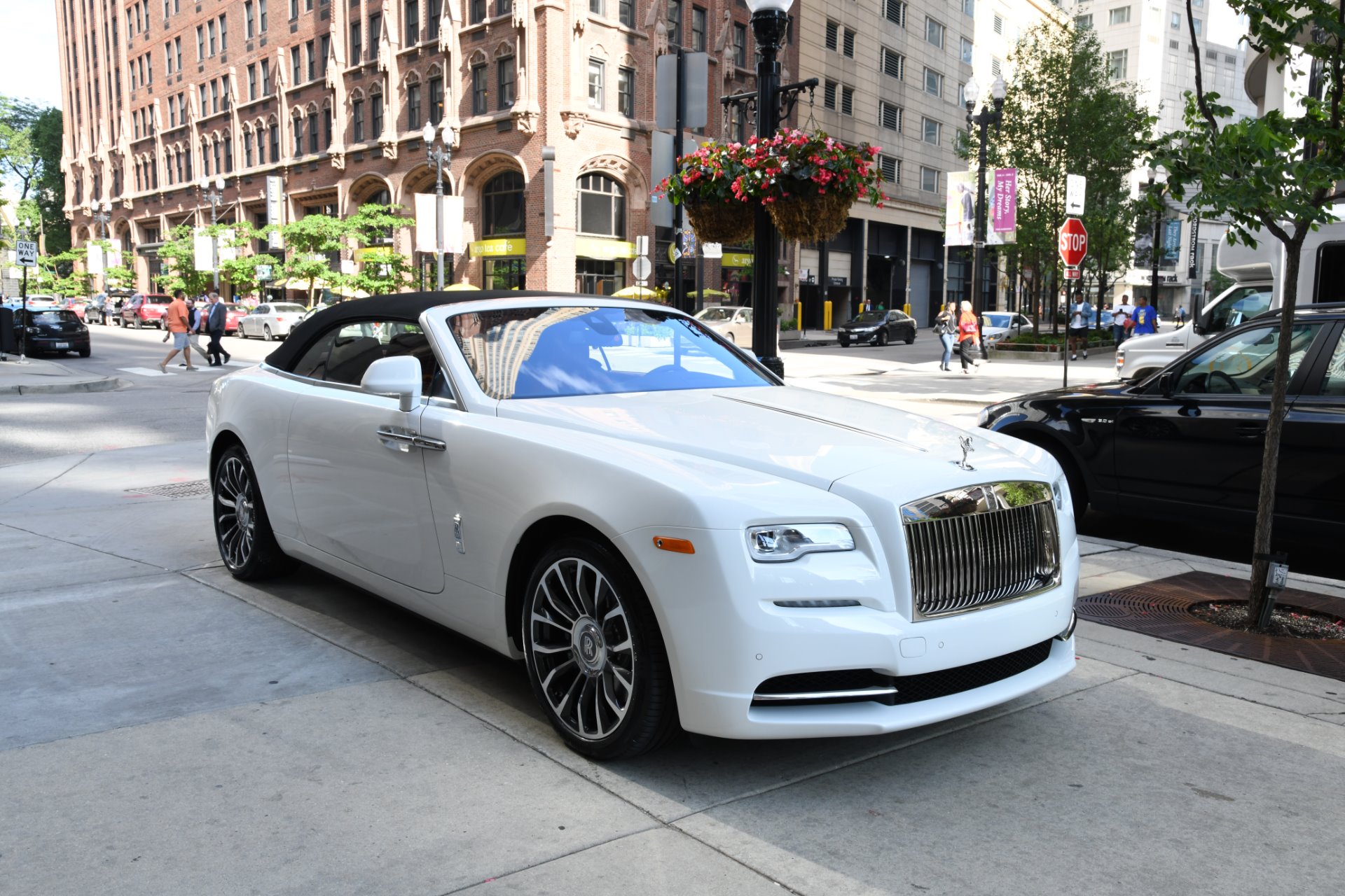 2018 Rolls-Royce Dawn, 17/20
