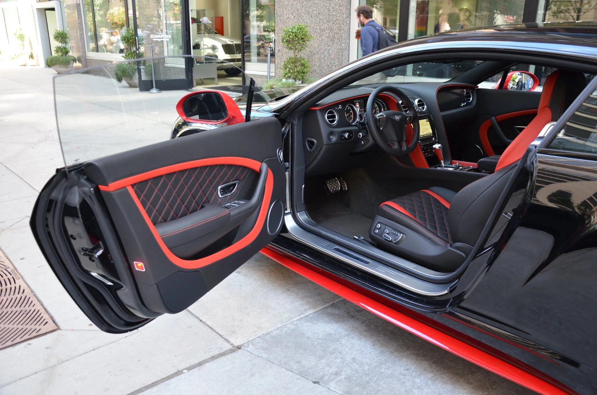 2017 Bentley Continental GT Speed interior, door panel, Red-Black