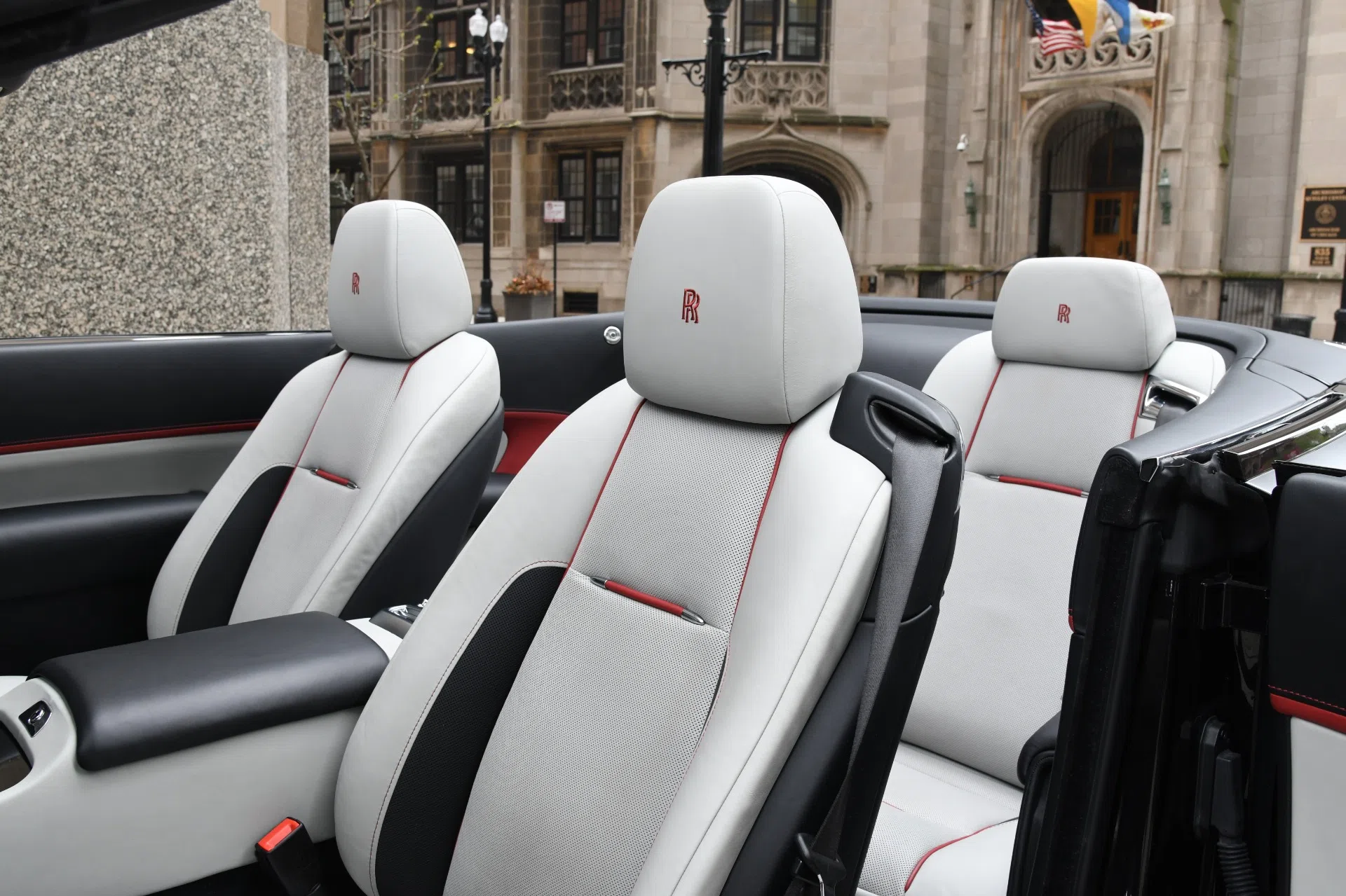 2018 Rolls-Royce Dawn interior, seats, Black