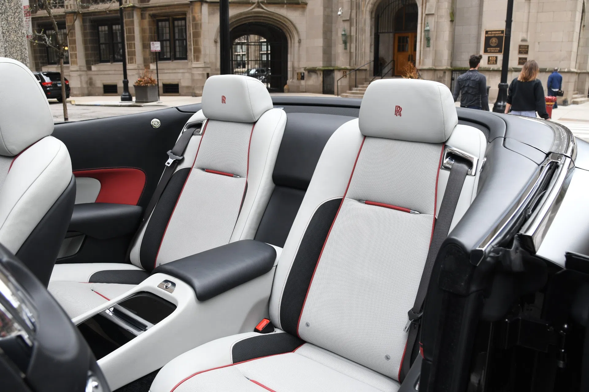 2018 Rolls-Royce Dawn interior, seats, Black
