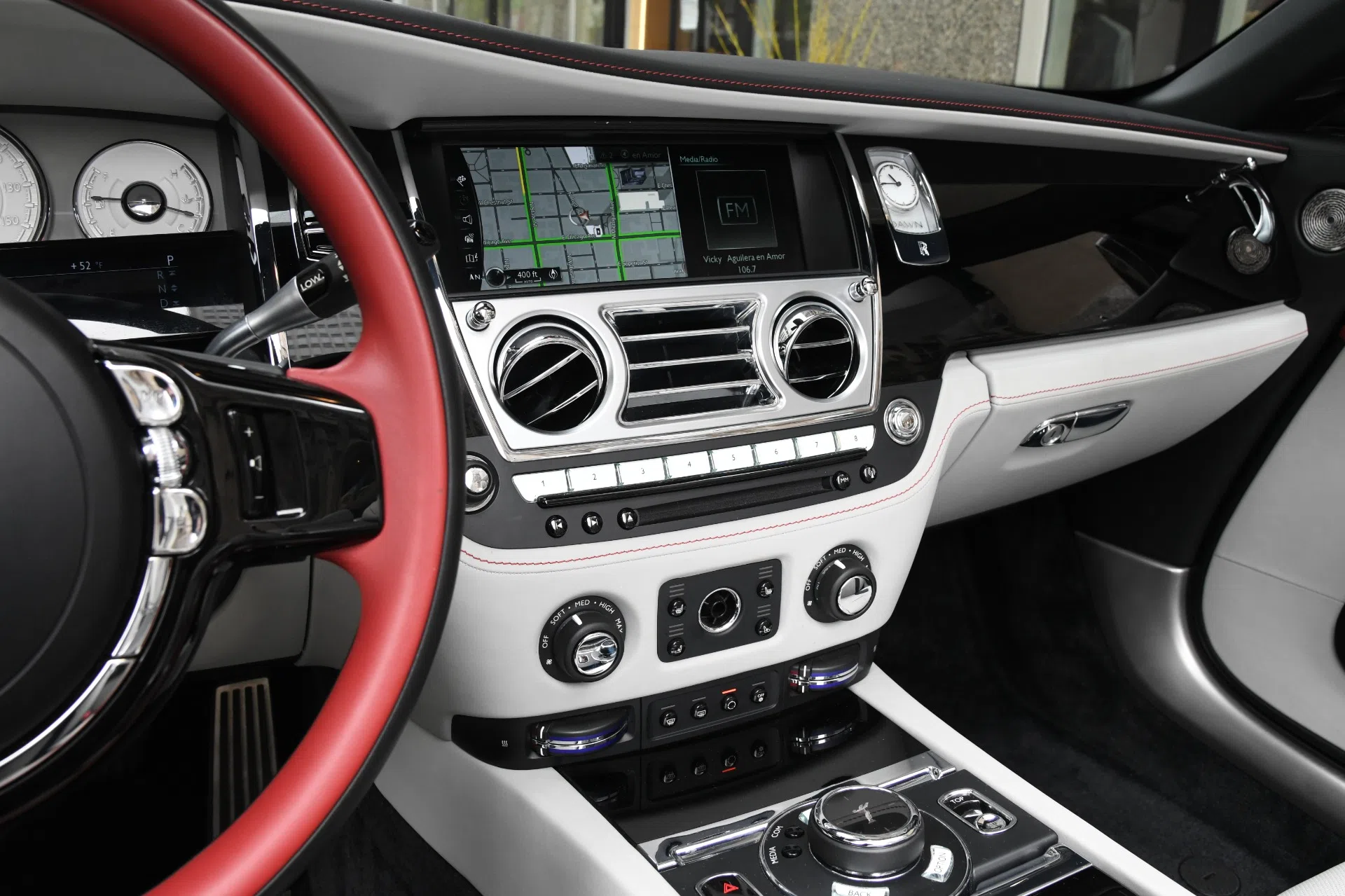 2018 Rolls-Royce Dawn interior, dashboard, Black