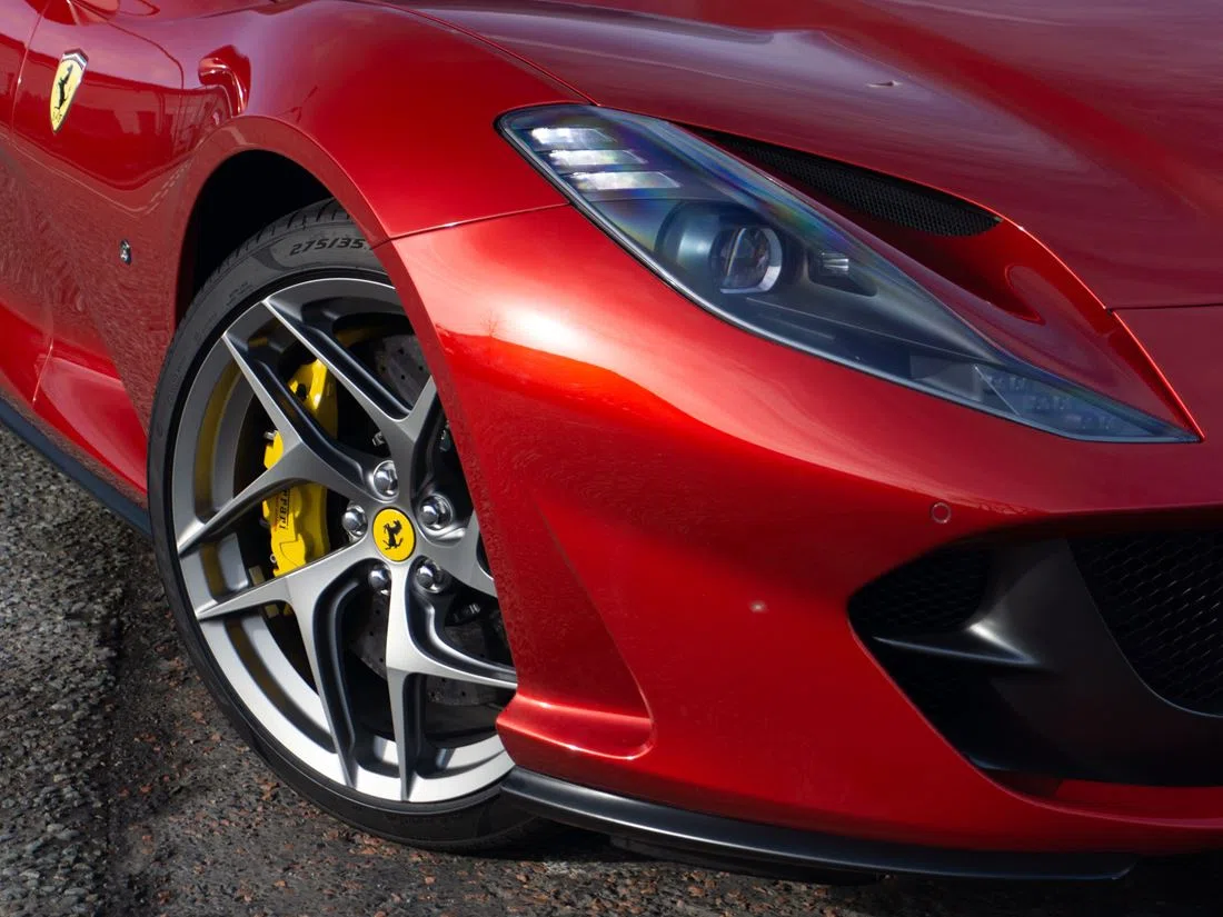 2018 Ferrari 812 Superfast for sale, exterior, Rosso Corsa