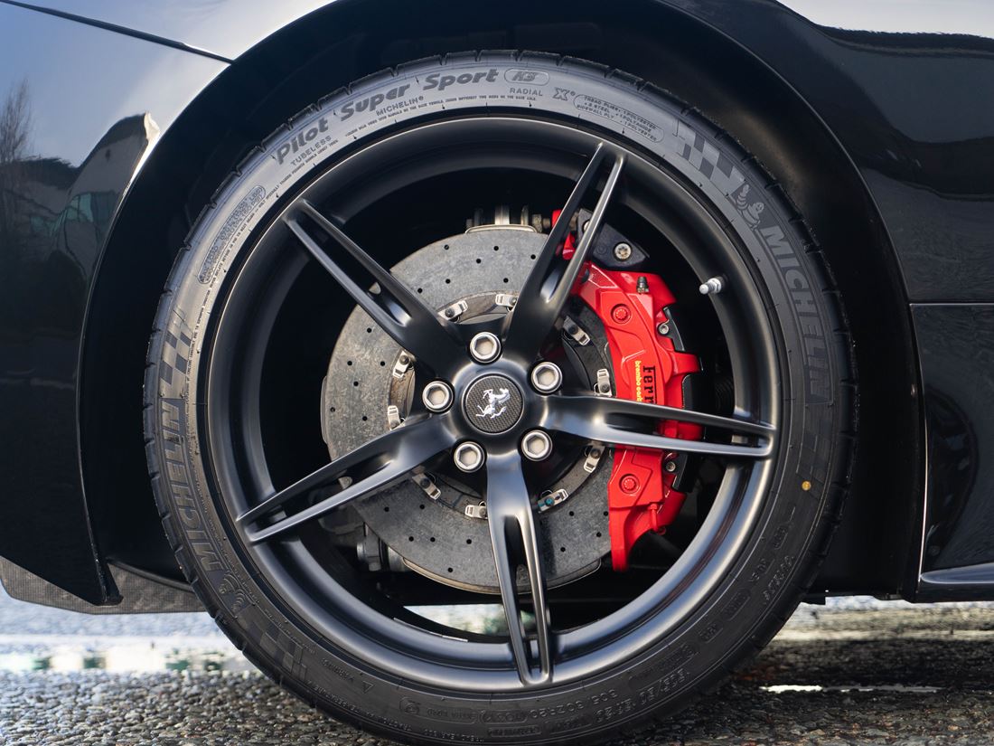 2015 Ferrari 458 Speciale, 18/20