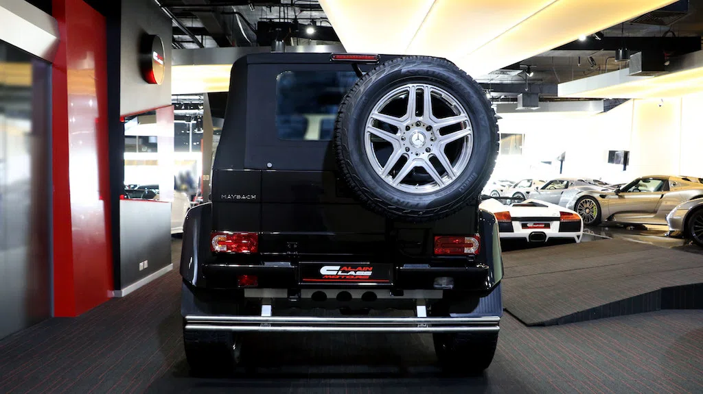 2018 Mercedes-Maybach G650 Landaulet 1 of 99, rear three-quarter view, Designo Mocha Black Metallic