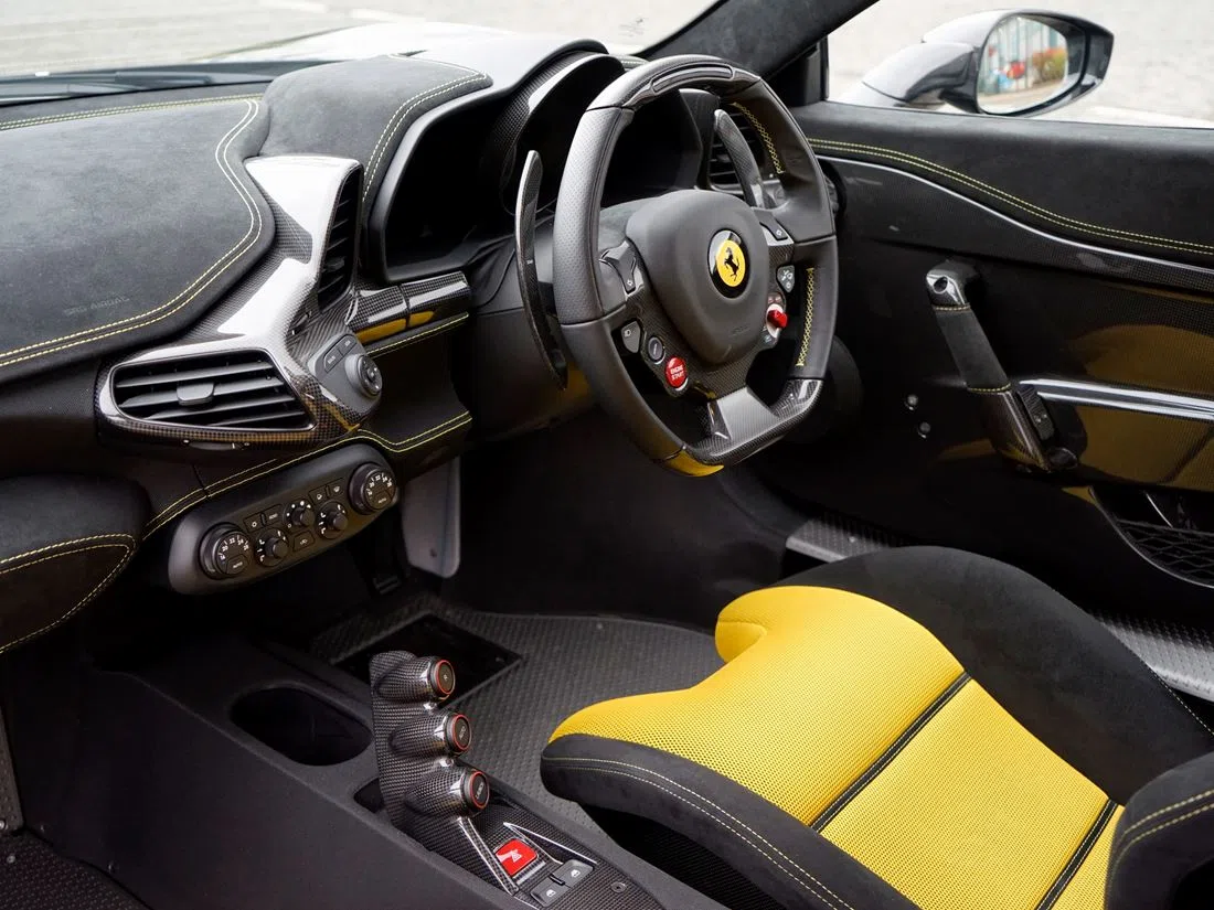 2015 Ferrari 458 Speciale, 16/20
