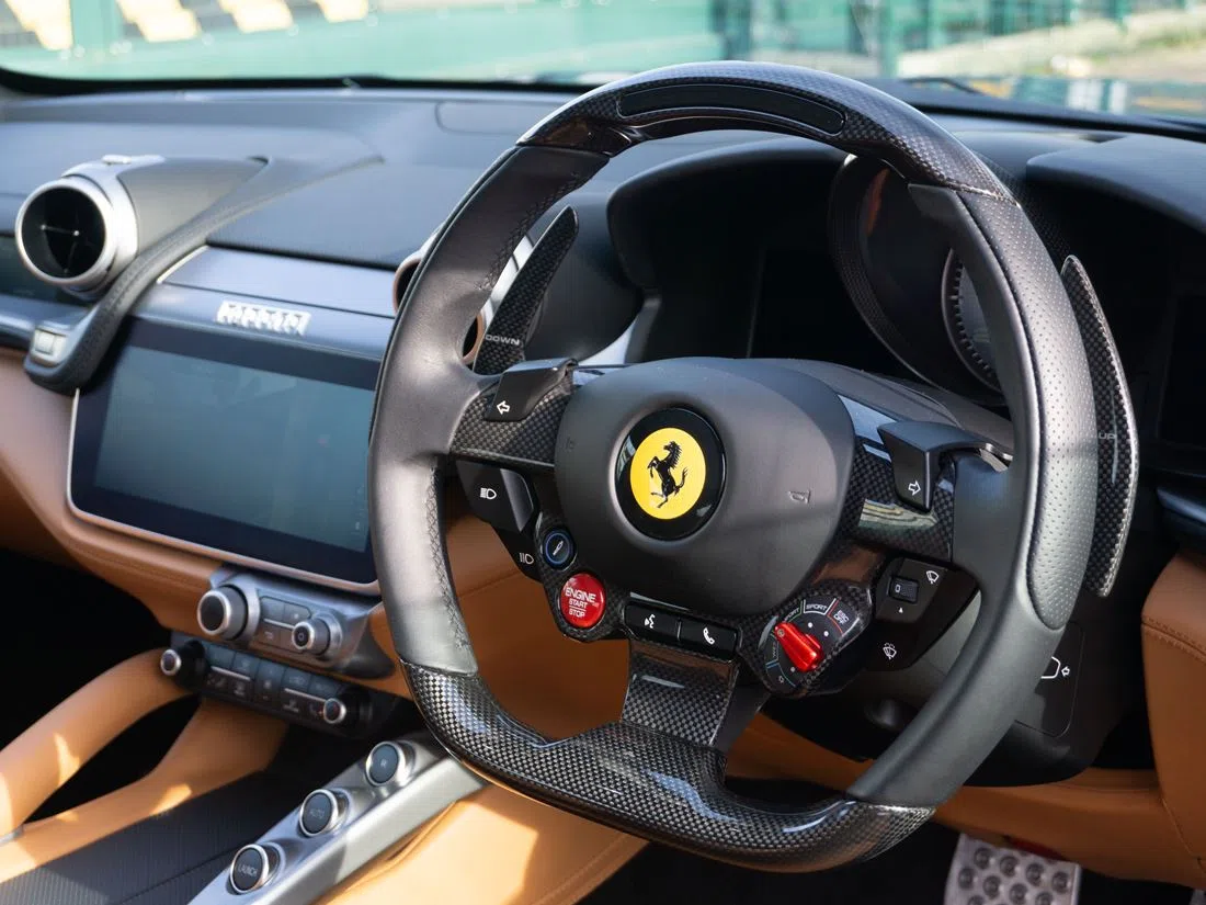 2019 Ferrari GTC4Lusso interior, Cuoio