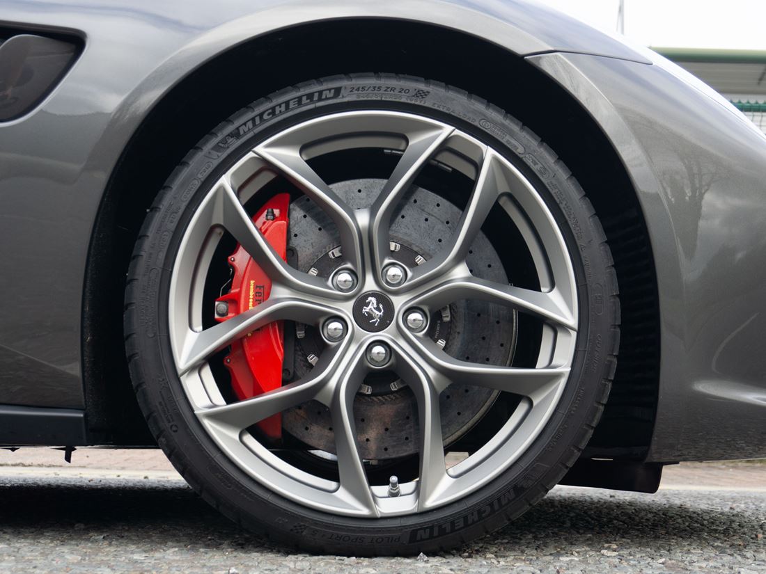 2019 Ferrari GTC4Lusso T, 8/20