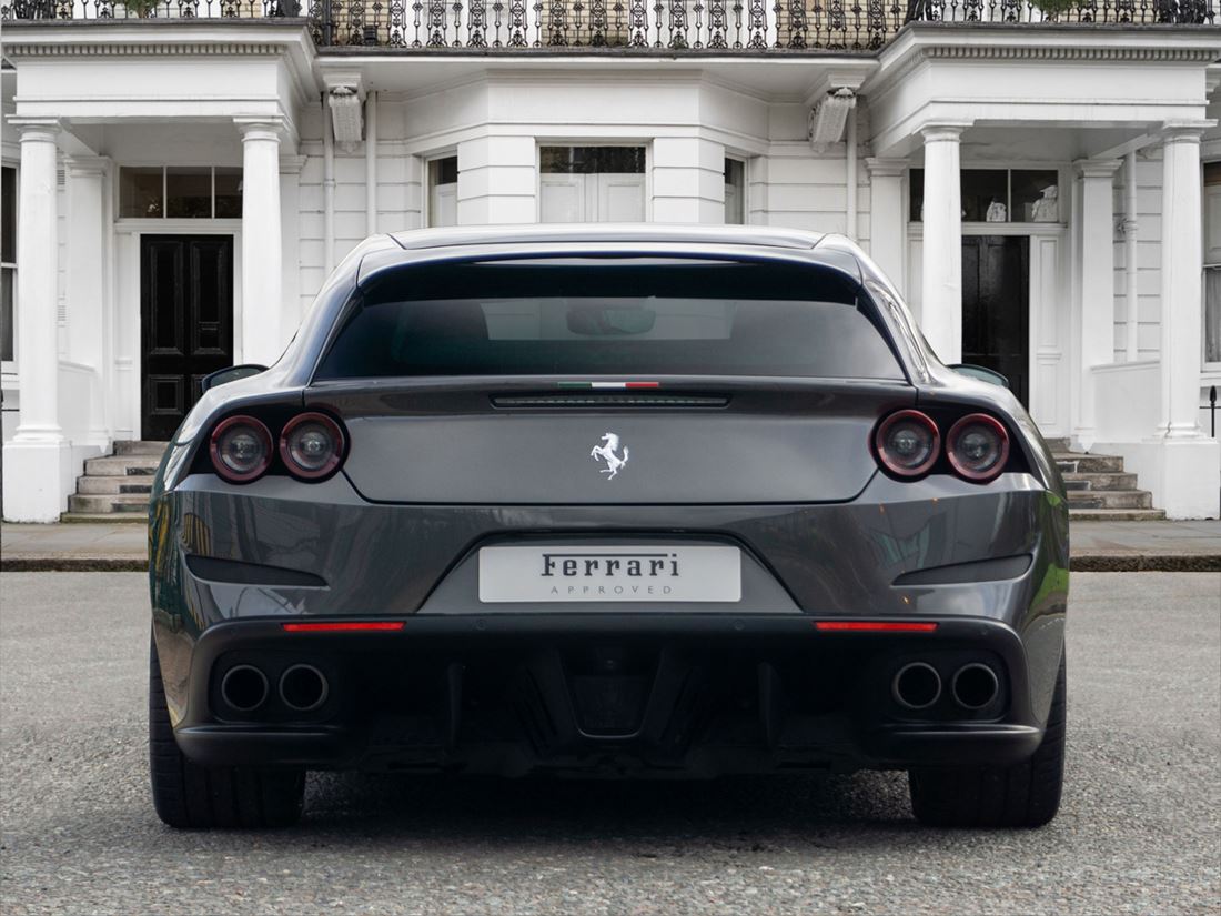2019 Ferrari GTC4Lusso T, 19/20