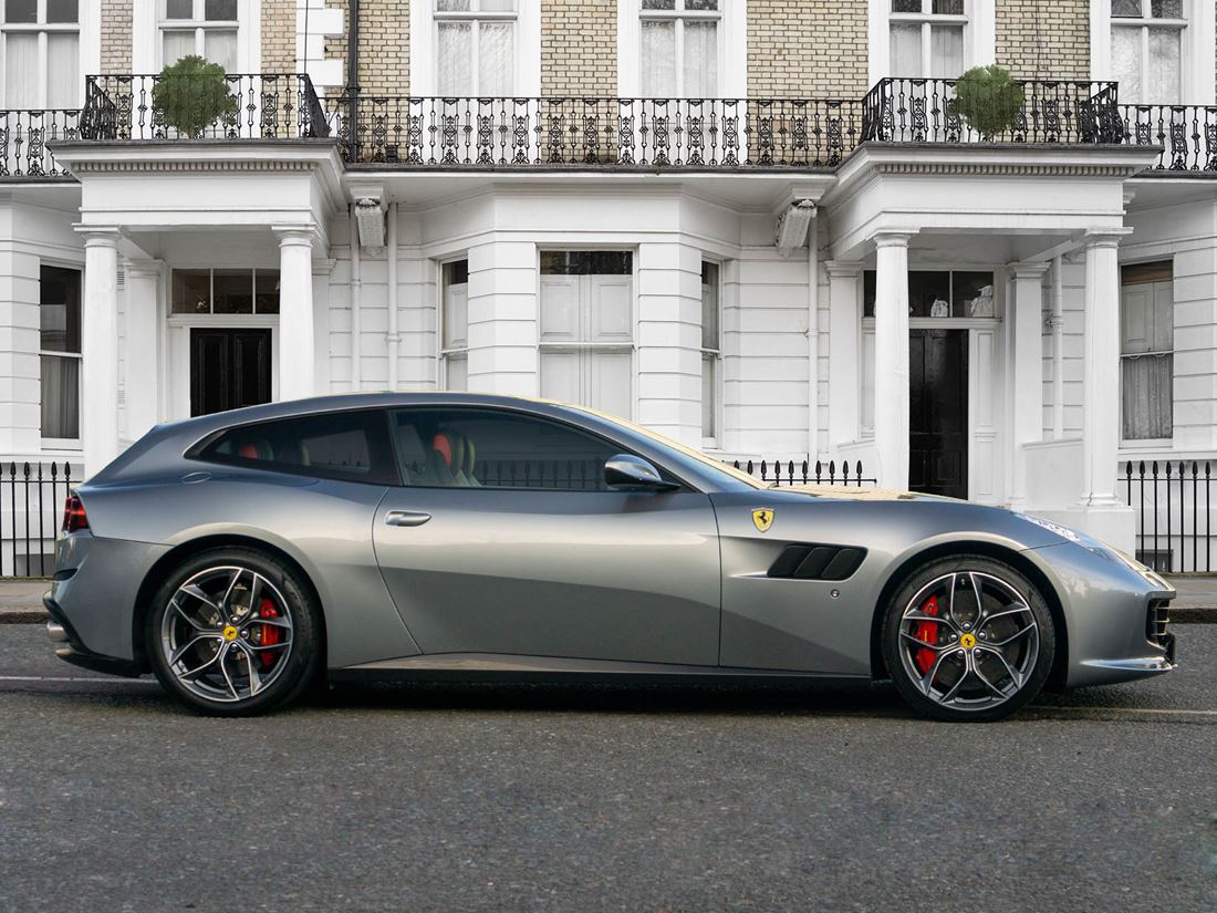 2017 Ferrari GTC4Lusso T, 2/17