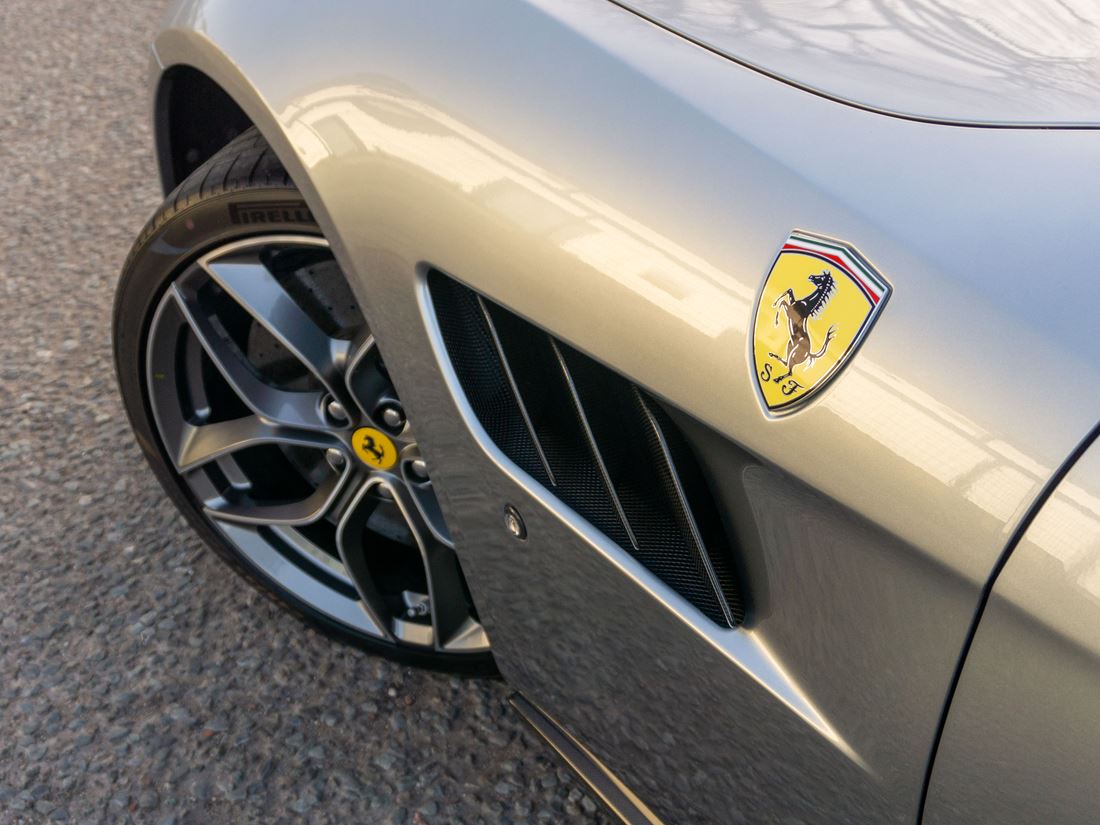2017 Ferrari GTC4Lusso T, 15/17