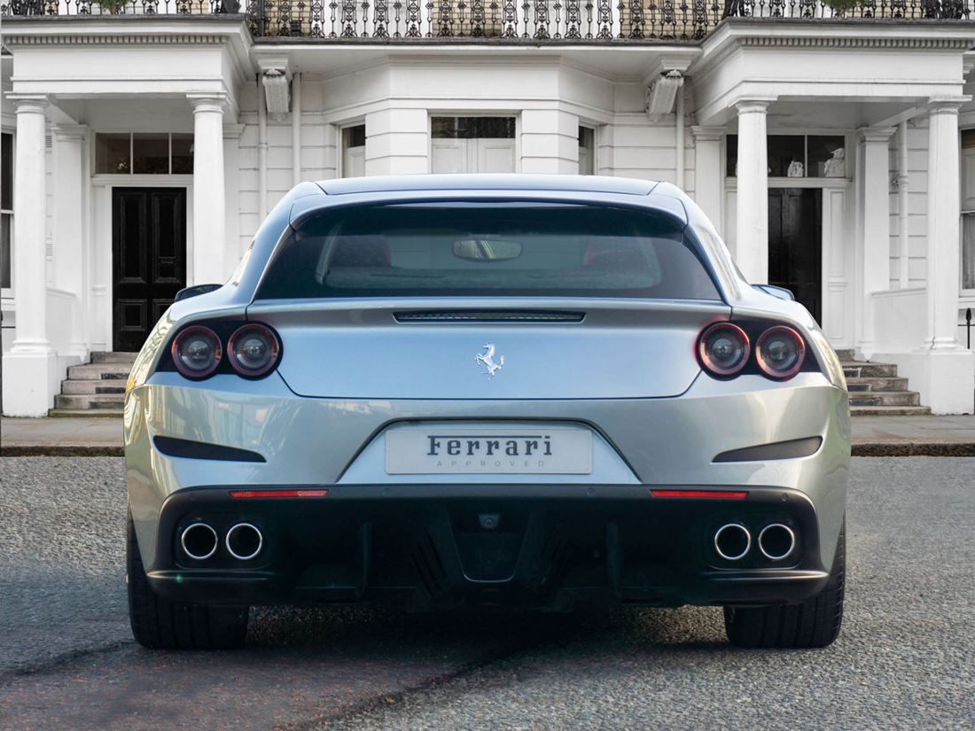2017 Ferrari GTC4Lusso T, 16/17