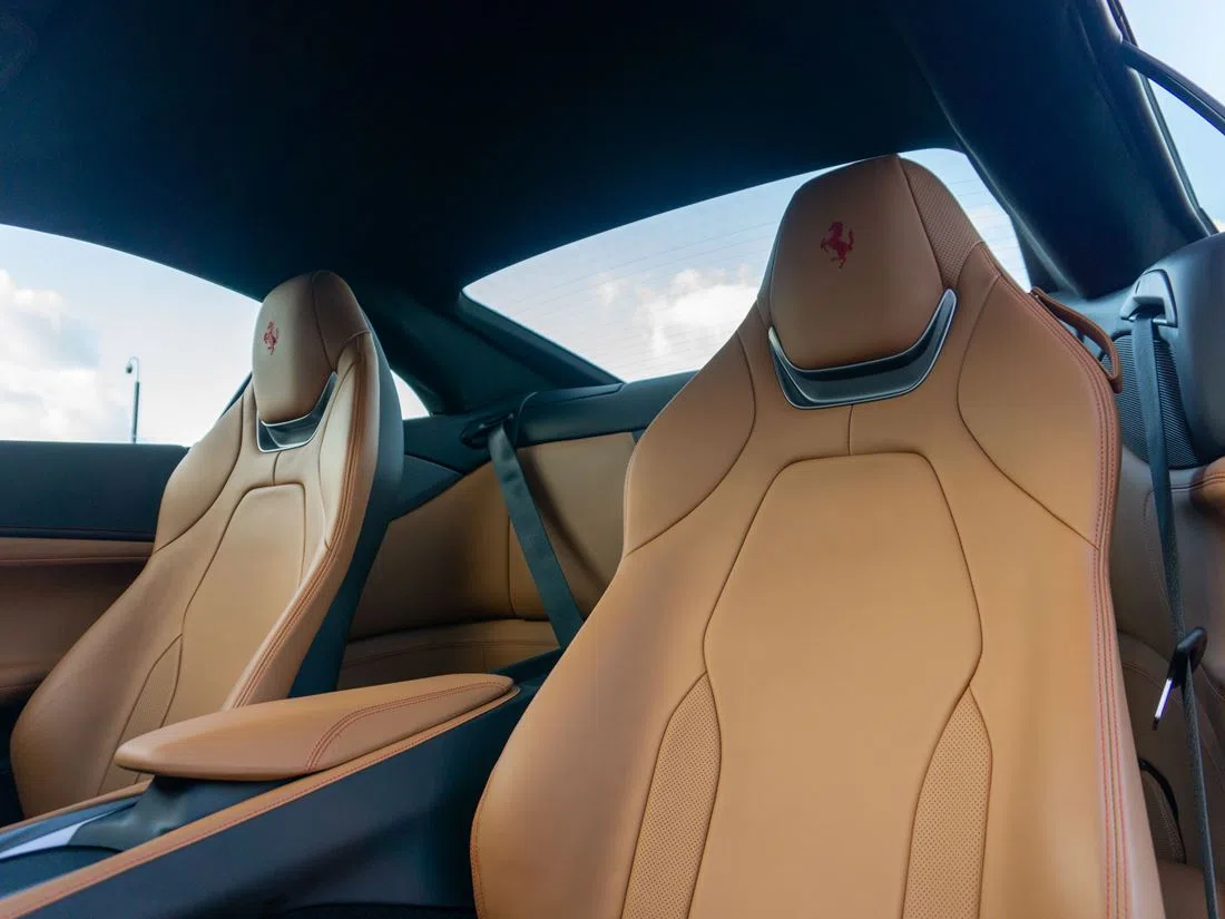2019 Ferrari Portofino interior, seats, Cuoio