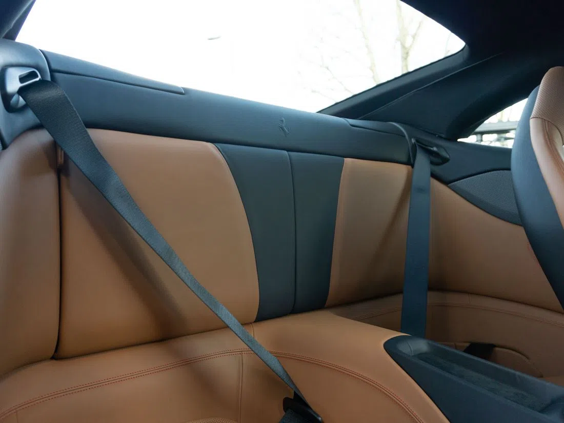 2019 Ferrari Portofino interior, seats, Cuoio