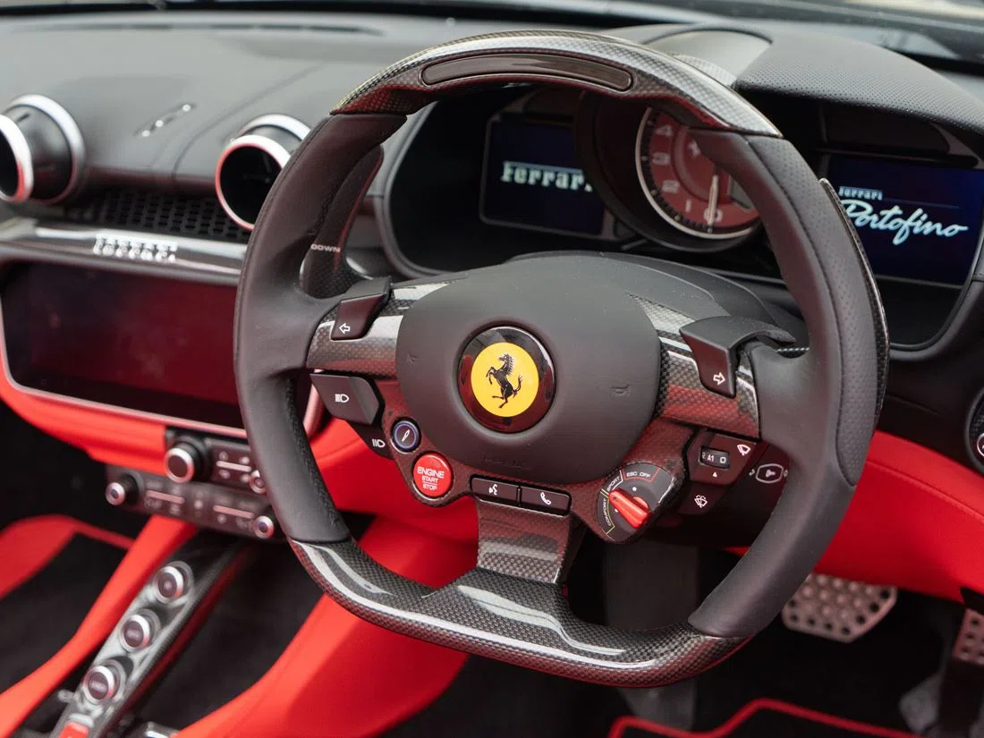 2020 Ferrari Portofino interior, Rosso Ferrari