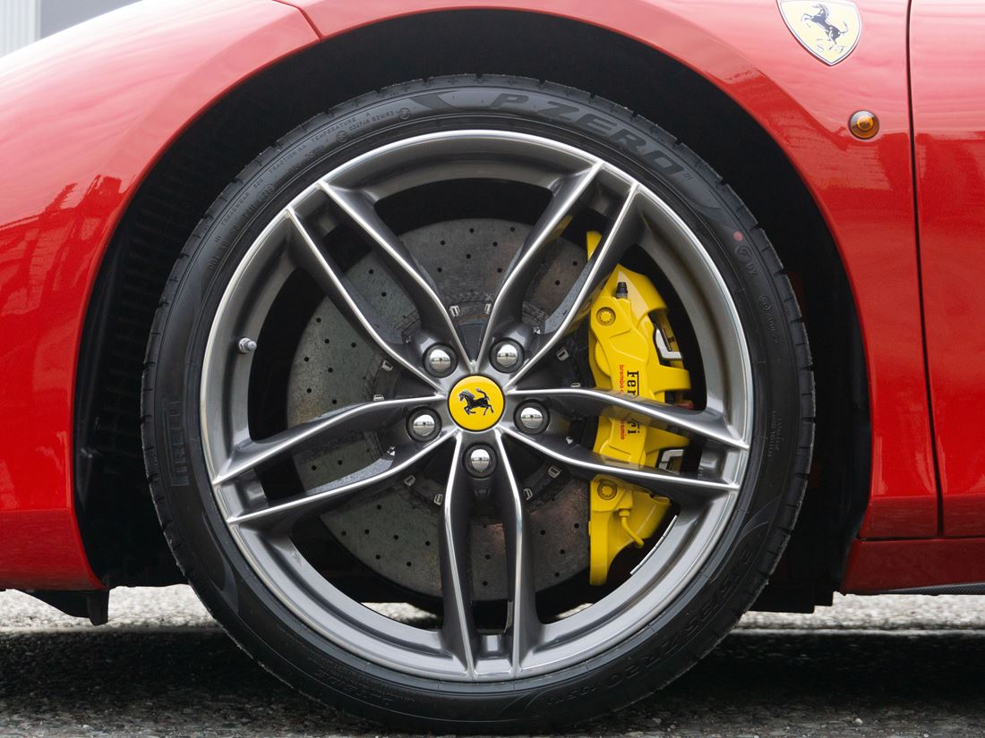 2018 Ferrari 488 Spider, 19/20