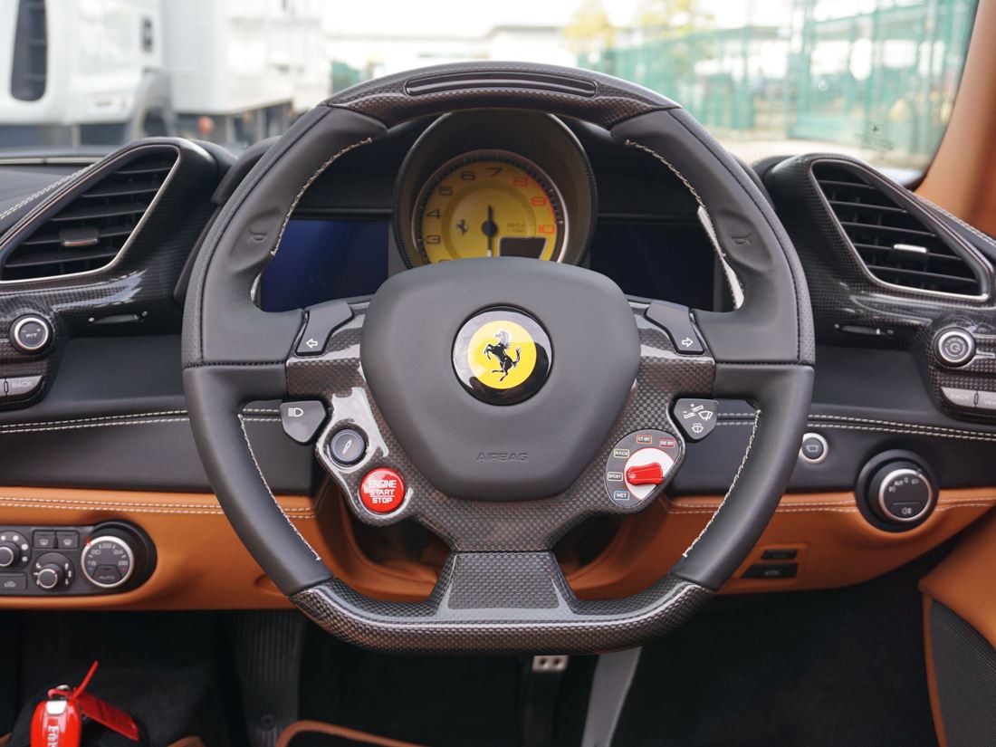 2018 Ferrari 488 Spider, 19/20