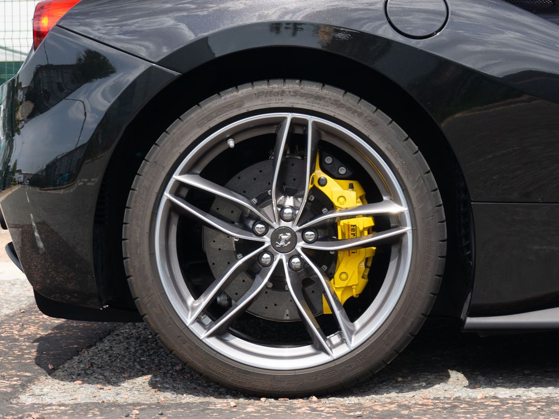 2018 Ferrari 488 Spider, 8/20